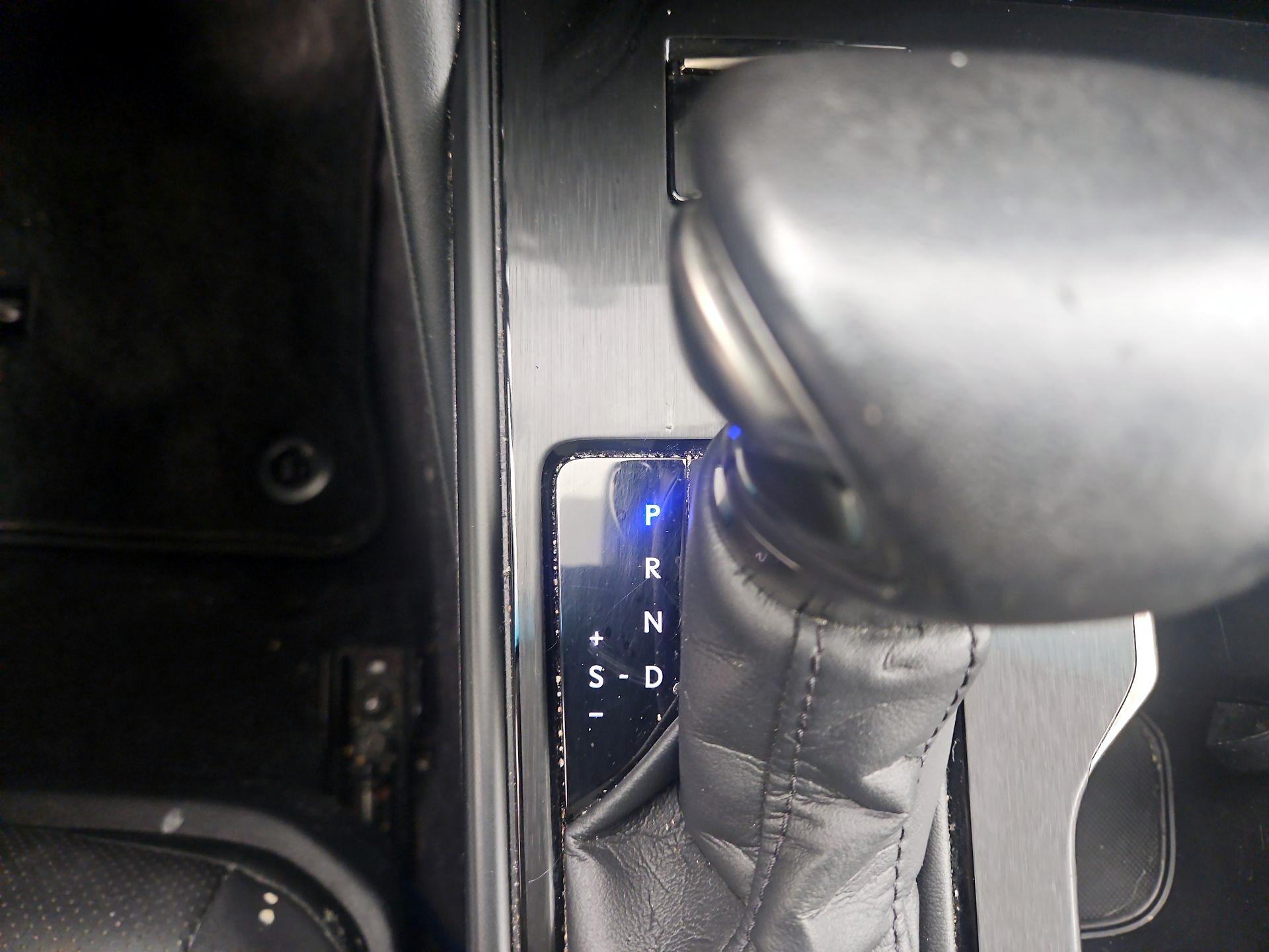 Thumbnail: 2023 Lexus ES - 17