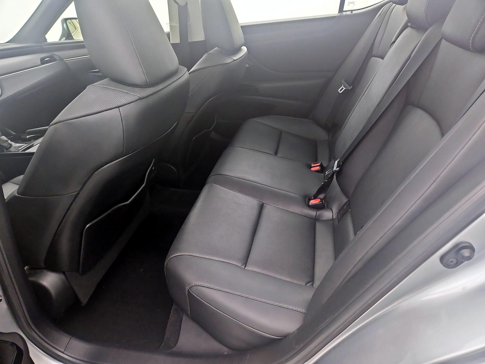 Thumbnail: 2023 Lexus ES - 20