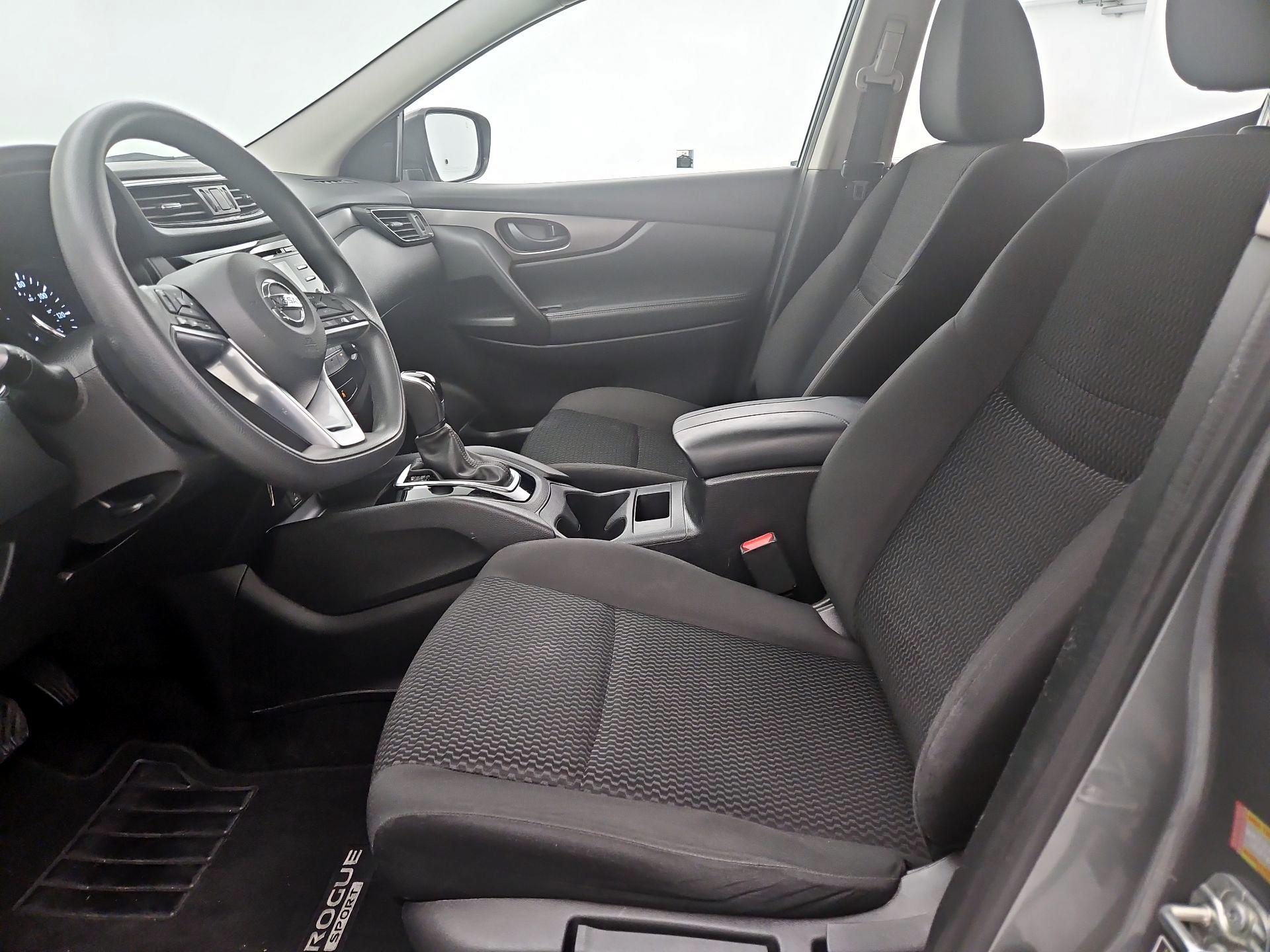 Thumbnail: 2018 Nissan Rogue Sport - 11