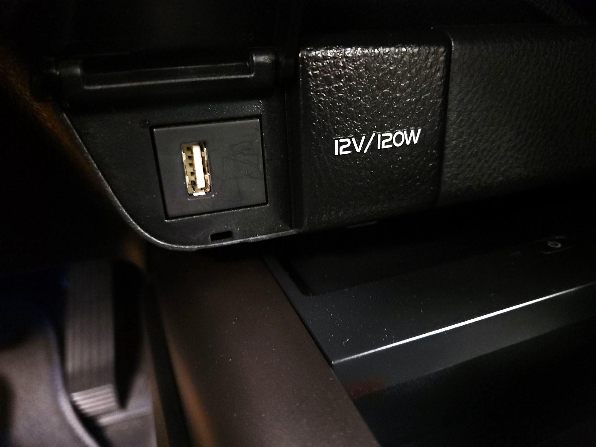 Thumbnail: 2024 Toyota Camry - 18