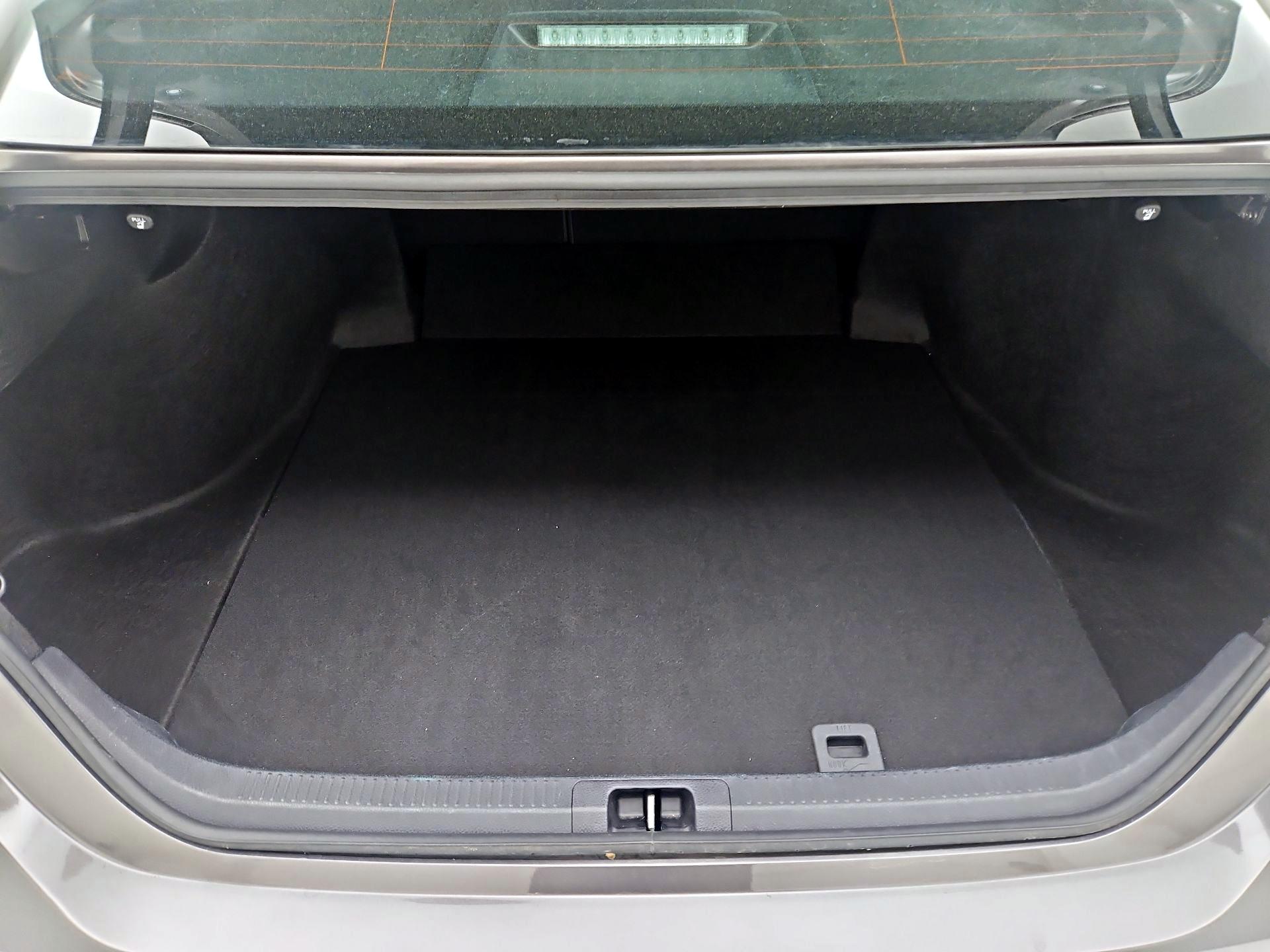 Thumbnail: 2024 Toyota Camry - 20