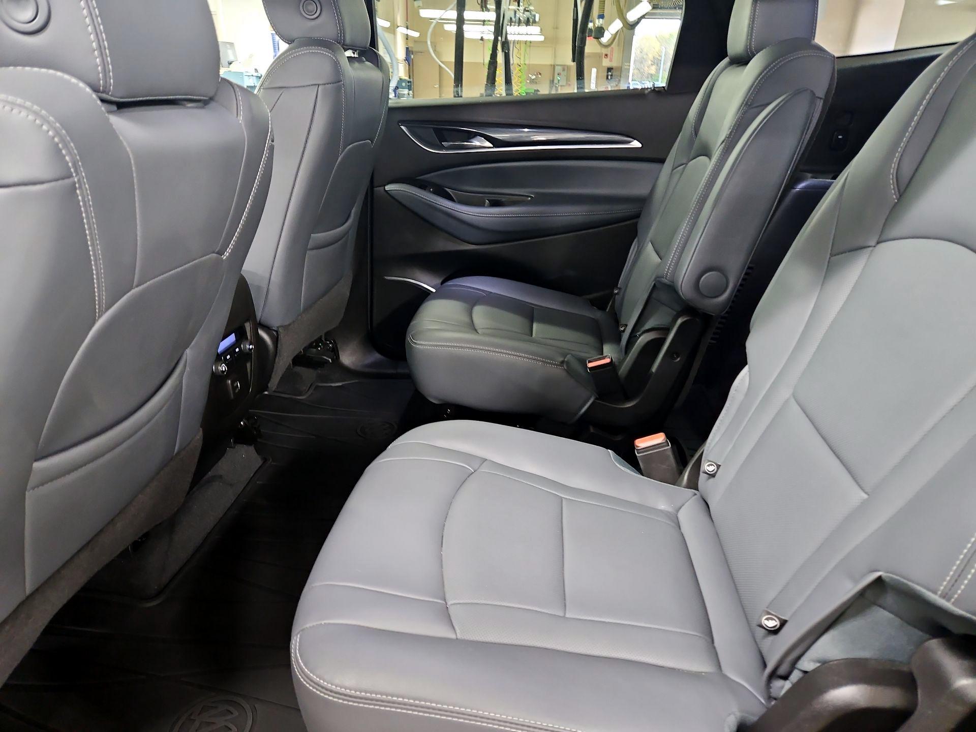 Thumbnail: 2023 Buick Enclave - 18