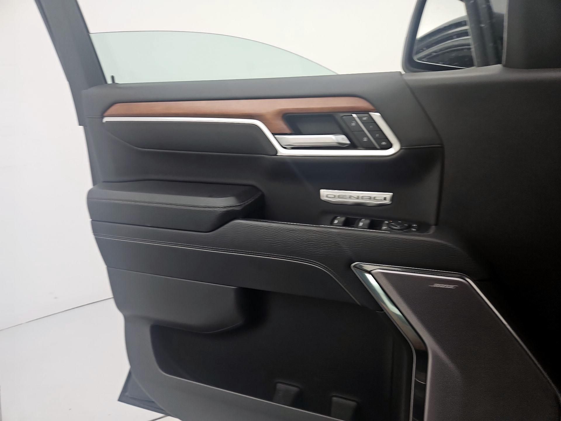 Thumbnail: 2022 GMC Sierra 1500 - 12