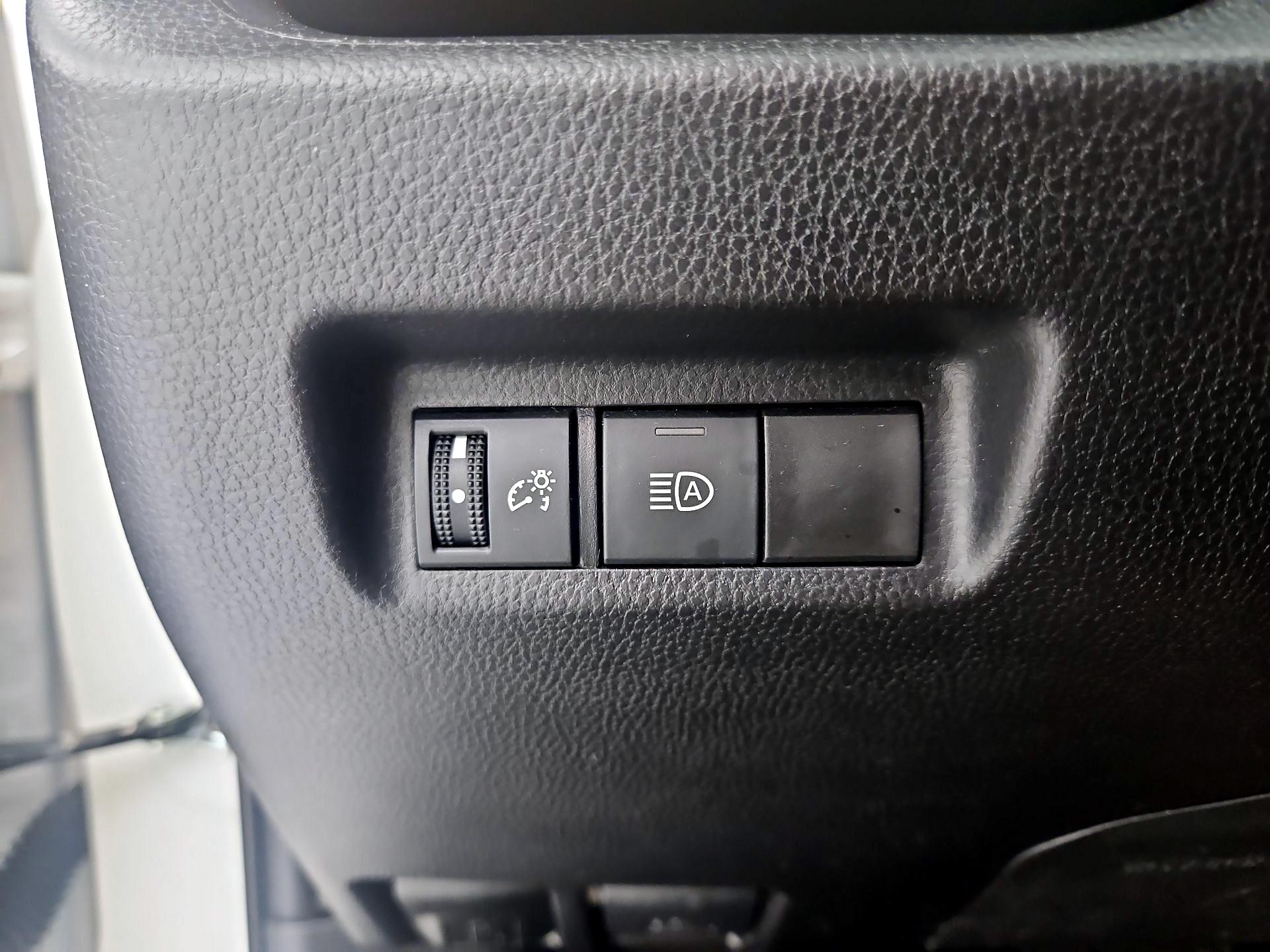 Thumbnail: 2025 Toyota RAV4 - 13