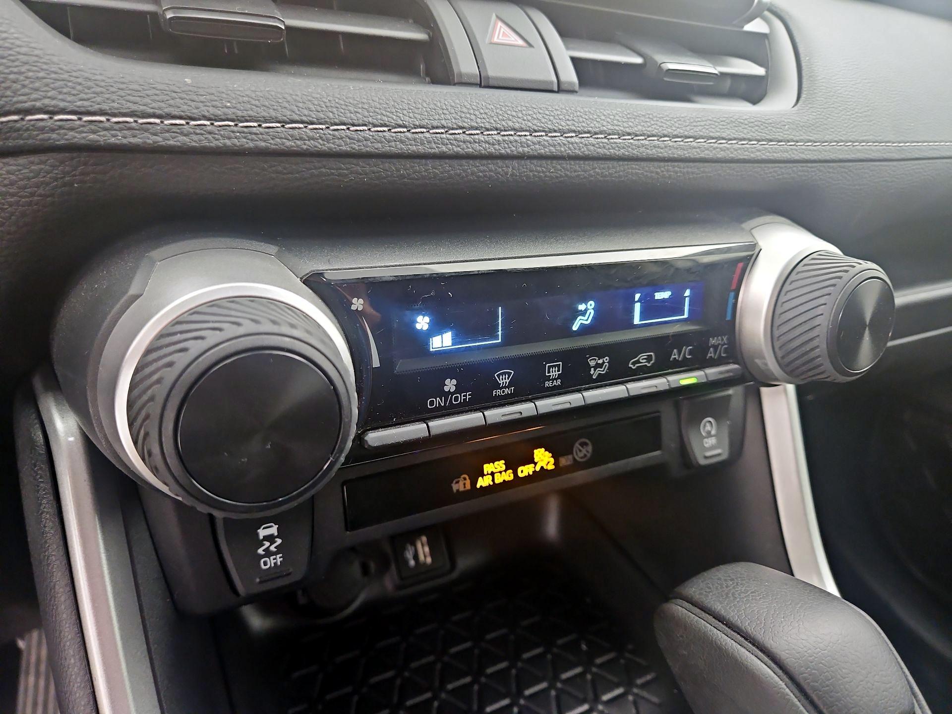 Thumbnail: 2025 Toyota RAV4 - 16