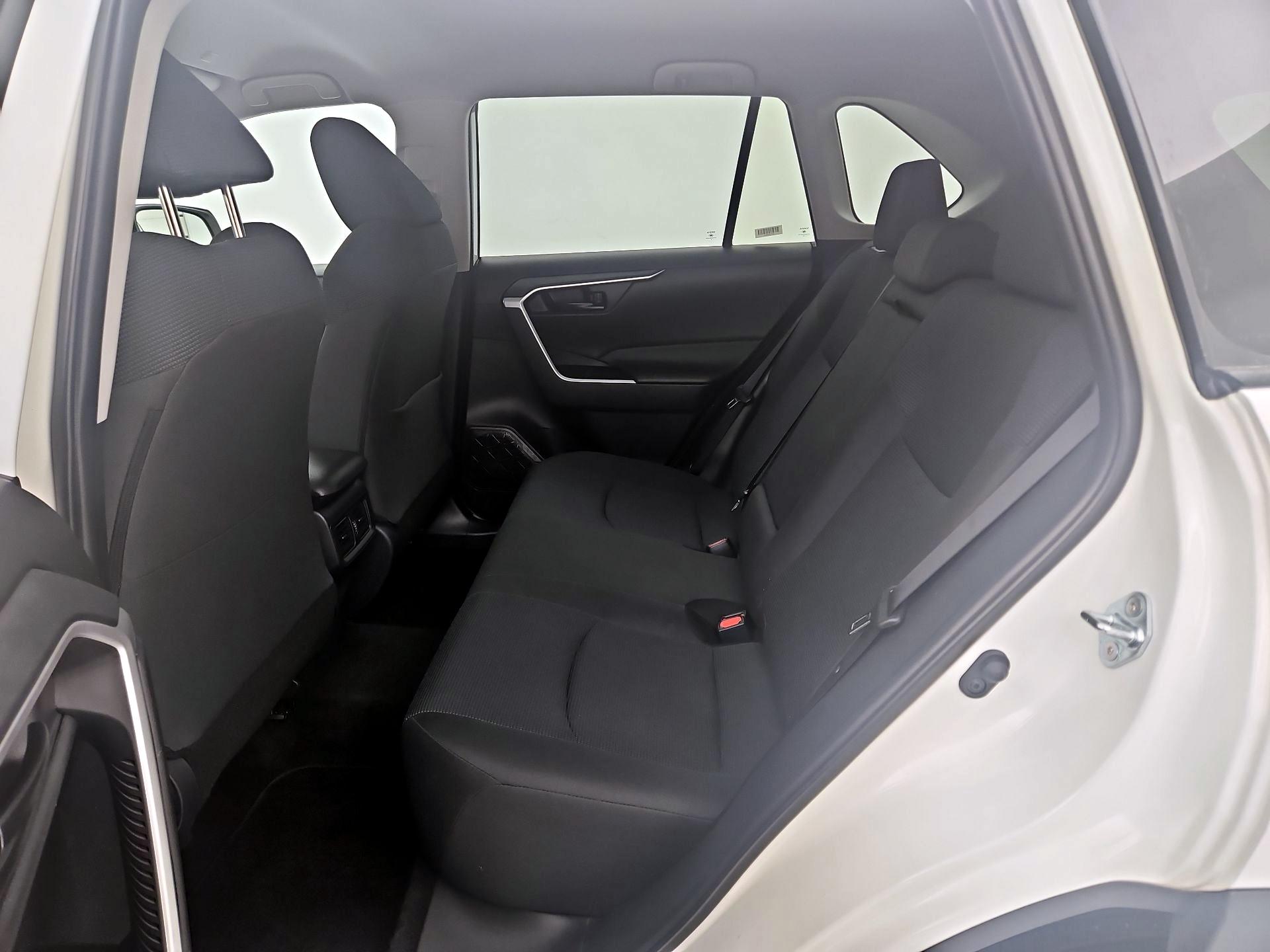 Thumbnail: 2025 Toyota RAV4 - 19