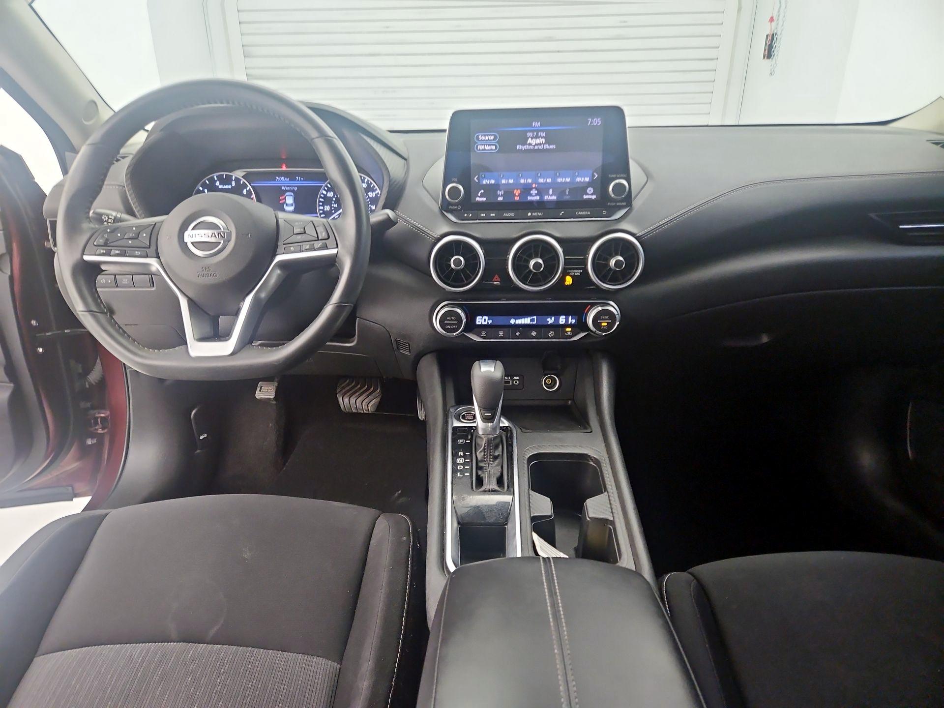 Thumbnail: 2020 Nissan Sentra - 9