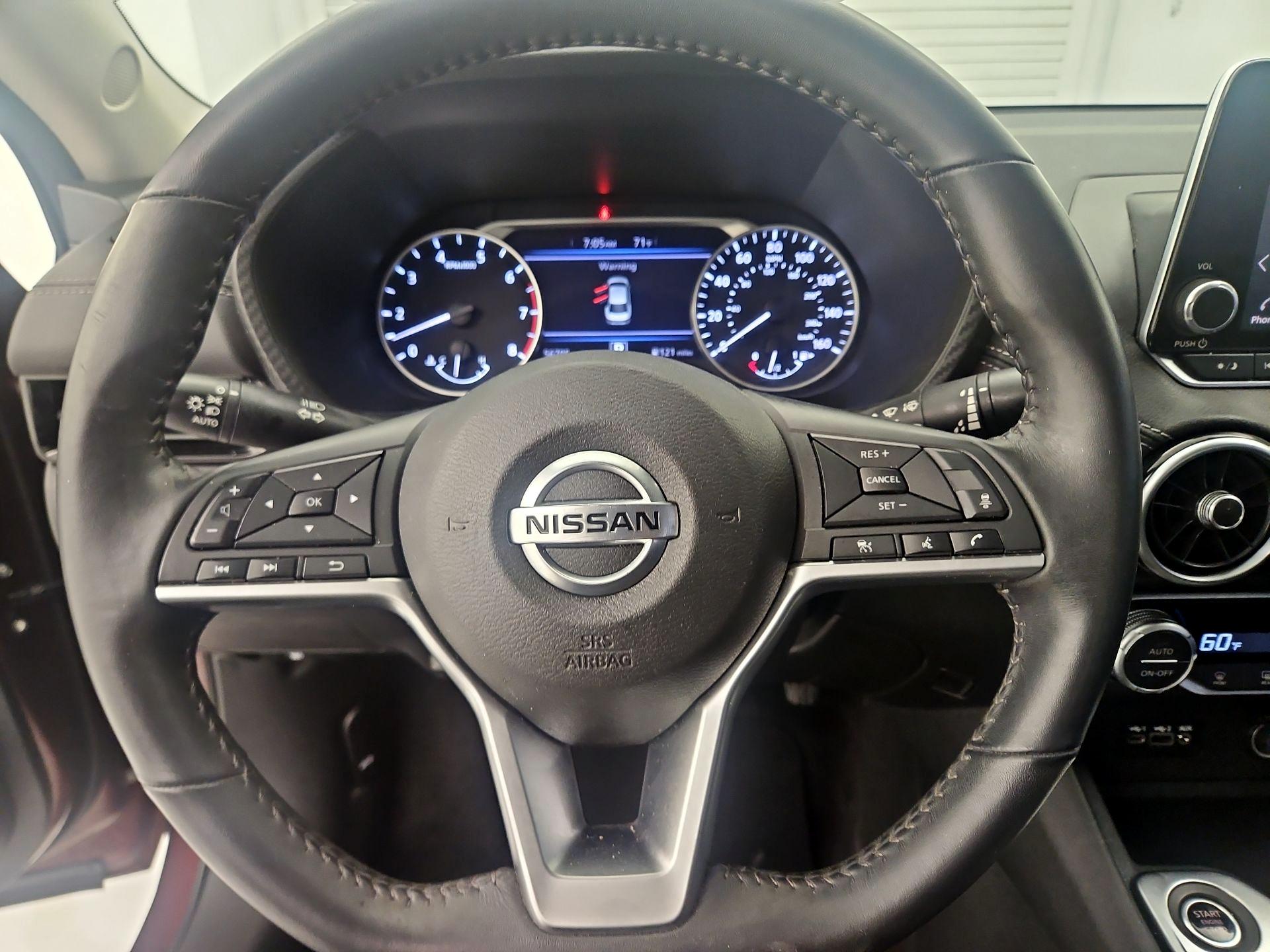 Thumbnail: 2020 Nissan Sentra - 10