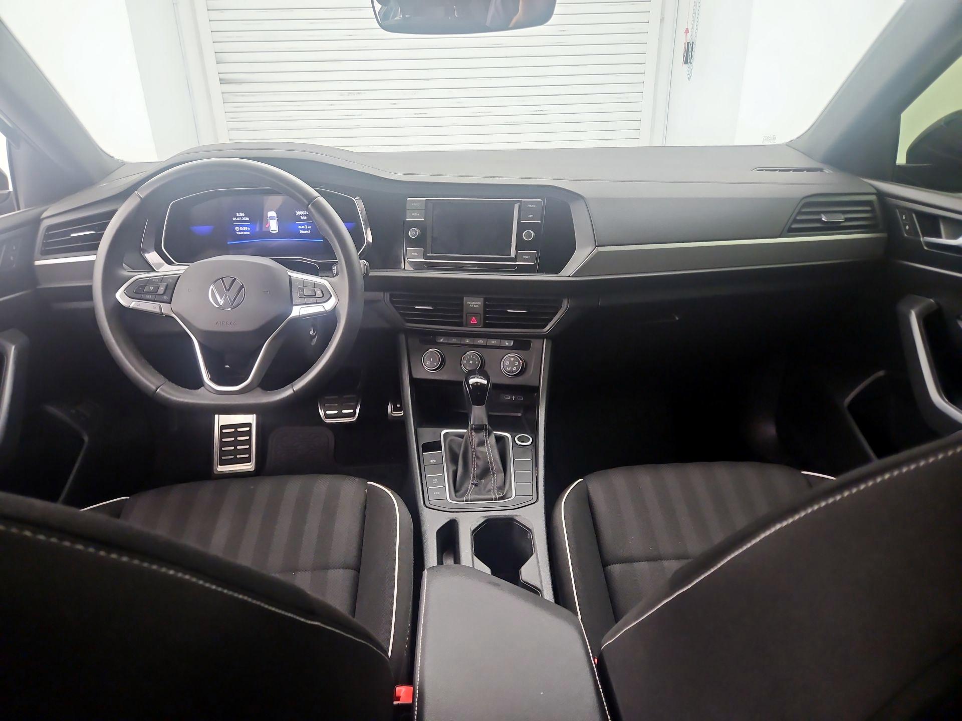 Thumbnail: 2024 Volkswagen Jetta - 9