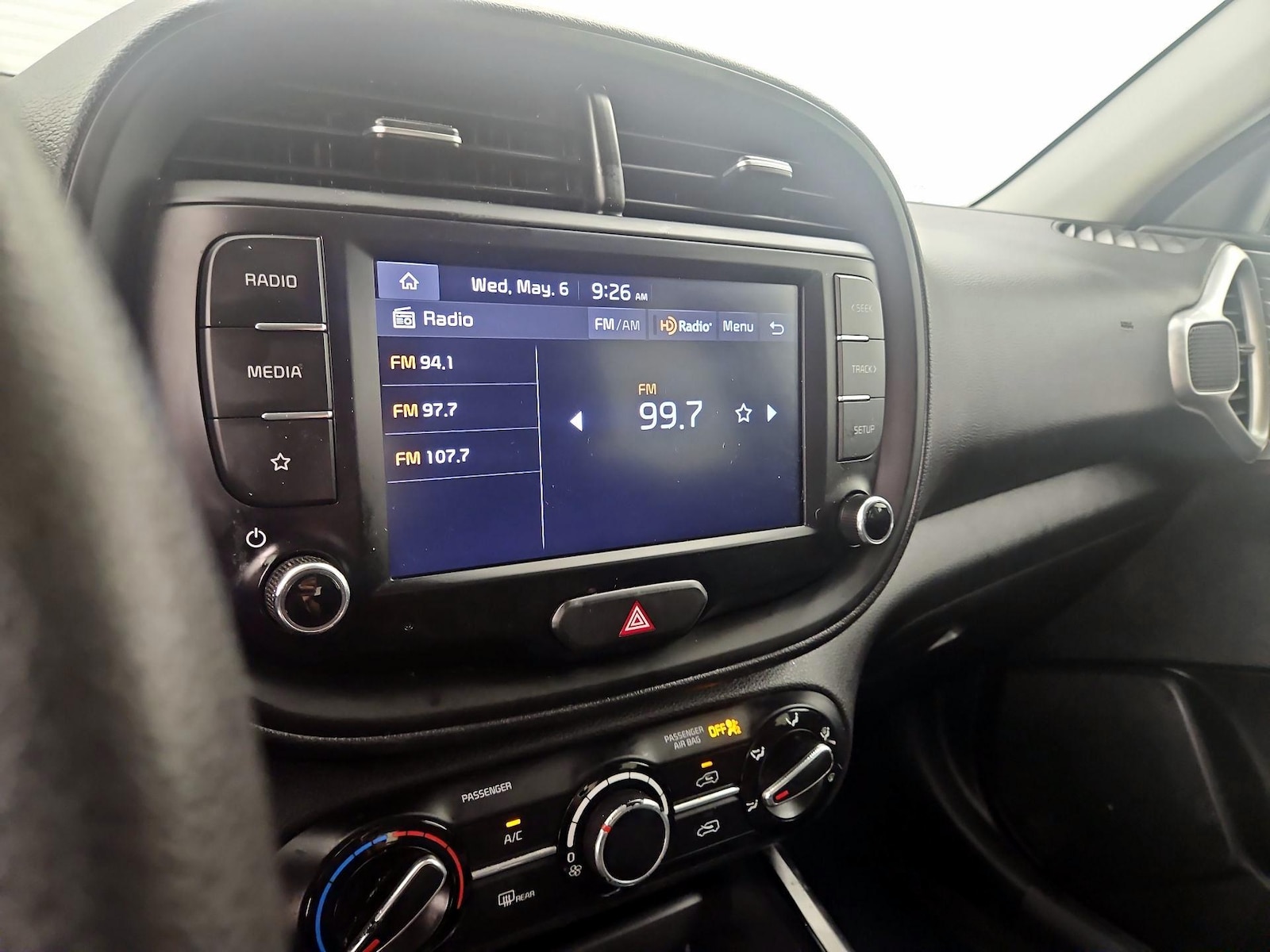 2023 Kia Soul LX - Photo 16