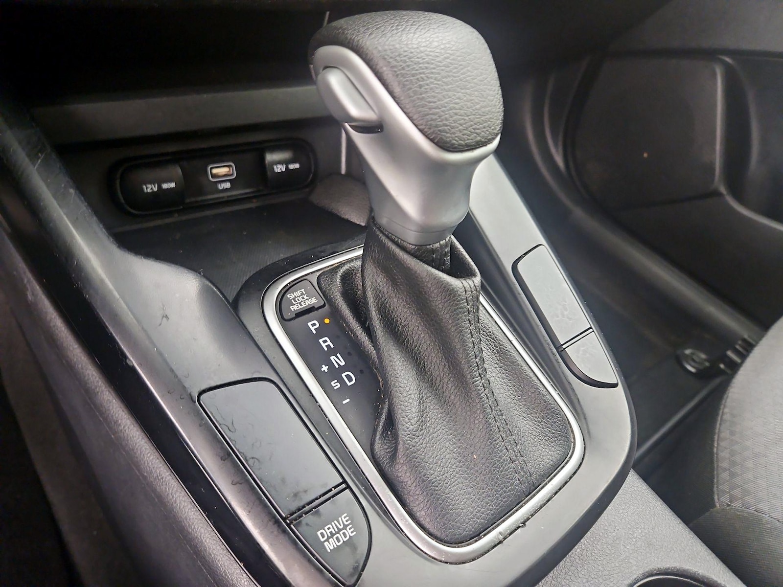 2023 Kia Soul LX - Photo 18
