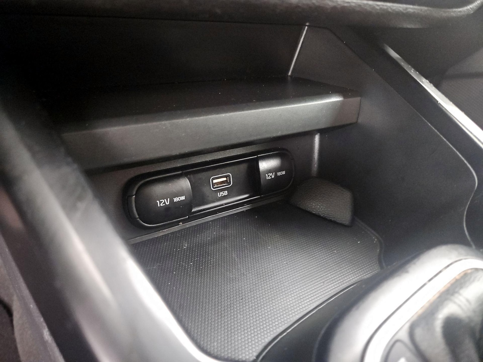 2023 Kia Soul LX - Photo 19