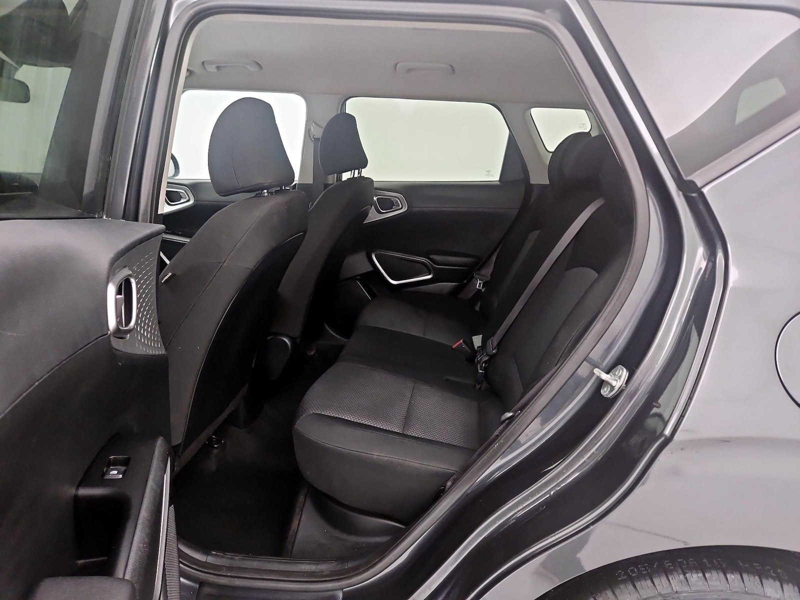 2023 Kia Soul LX - Photo 20