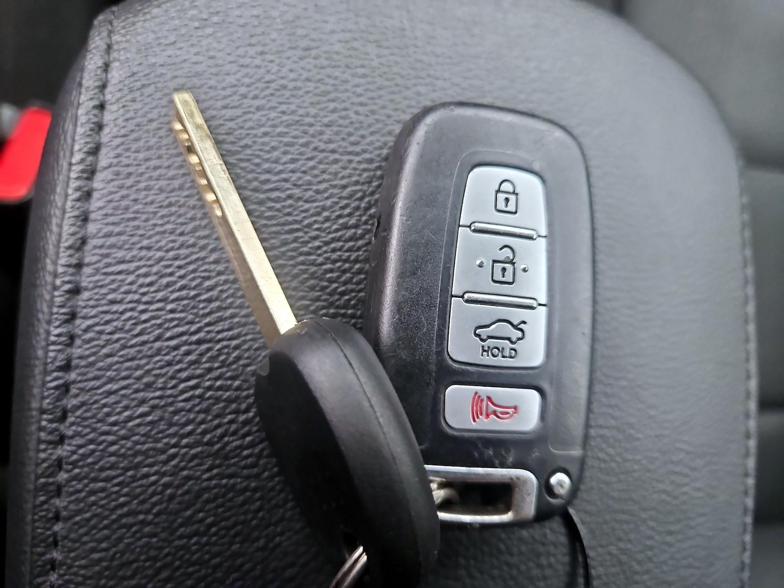 2023 Kia Soul LX - Photo 24