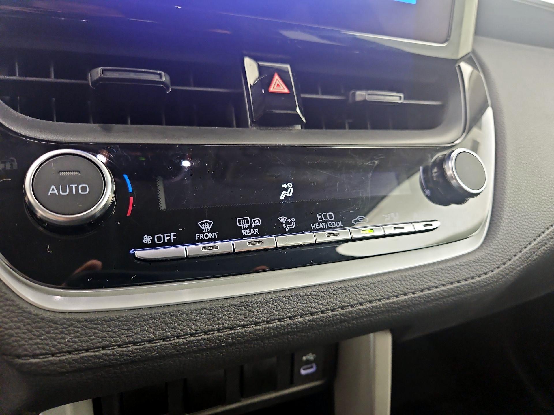 Thumbnail: 2024 Toyota Corolla Cross - 16