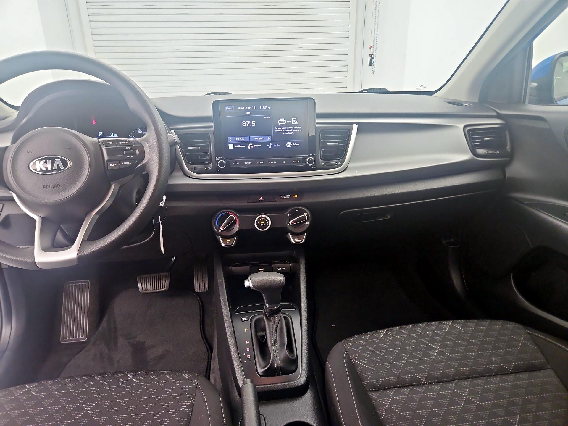 Thumbnail: 2021 Kia Rio - 9