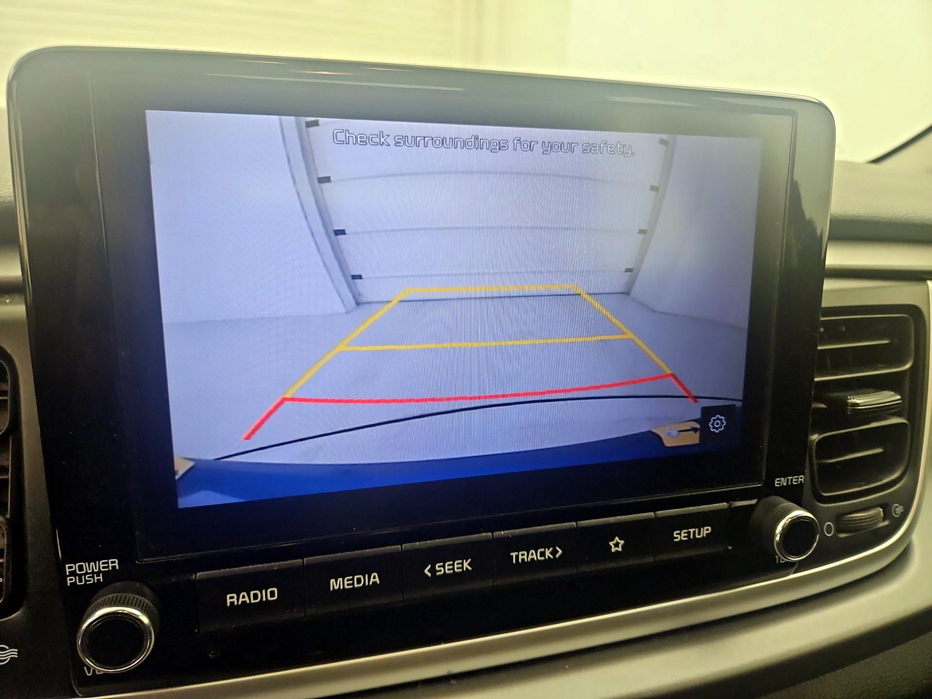 Thumbnail: 2021 Kia Rio - 14