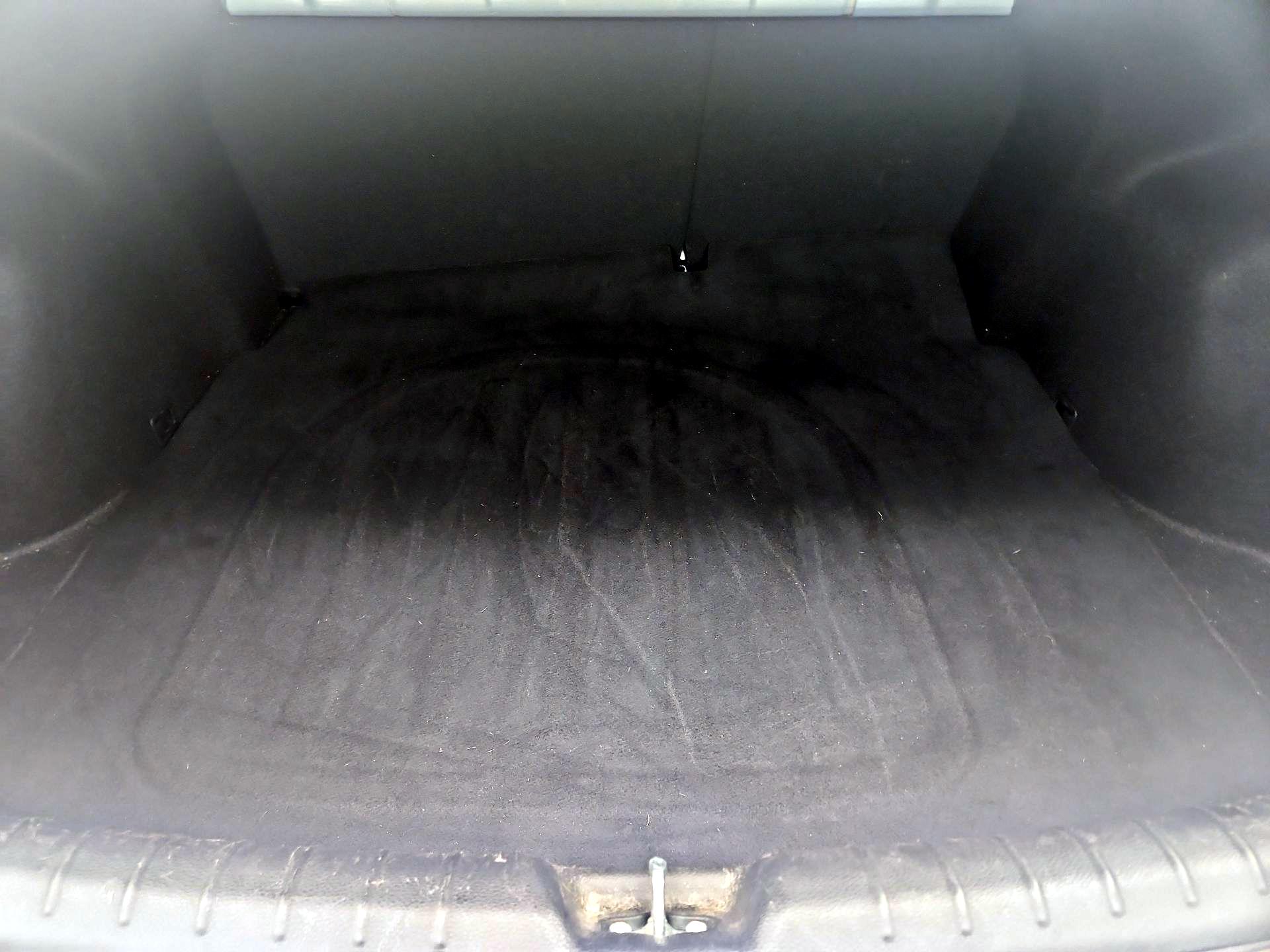 Thumbnail: 2021 Kia Rio - 20