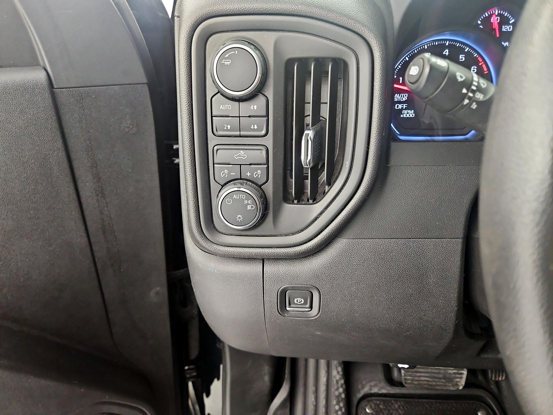 Thumbnail: 2023 Chevrolet Silverado 1500 - 13