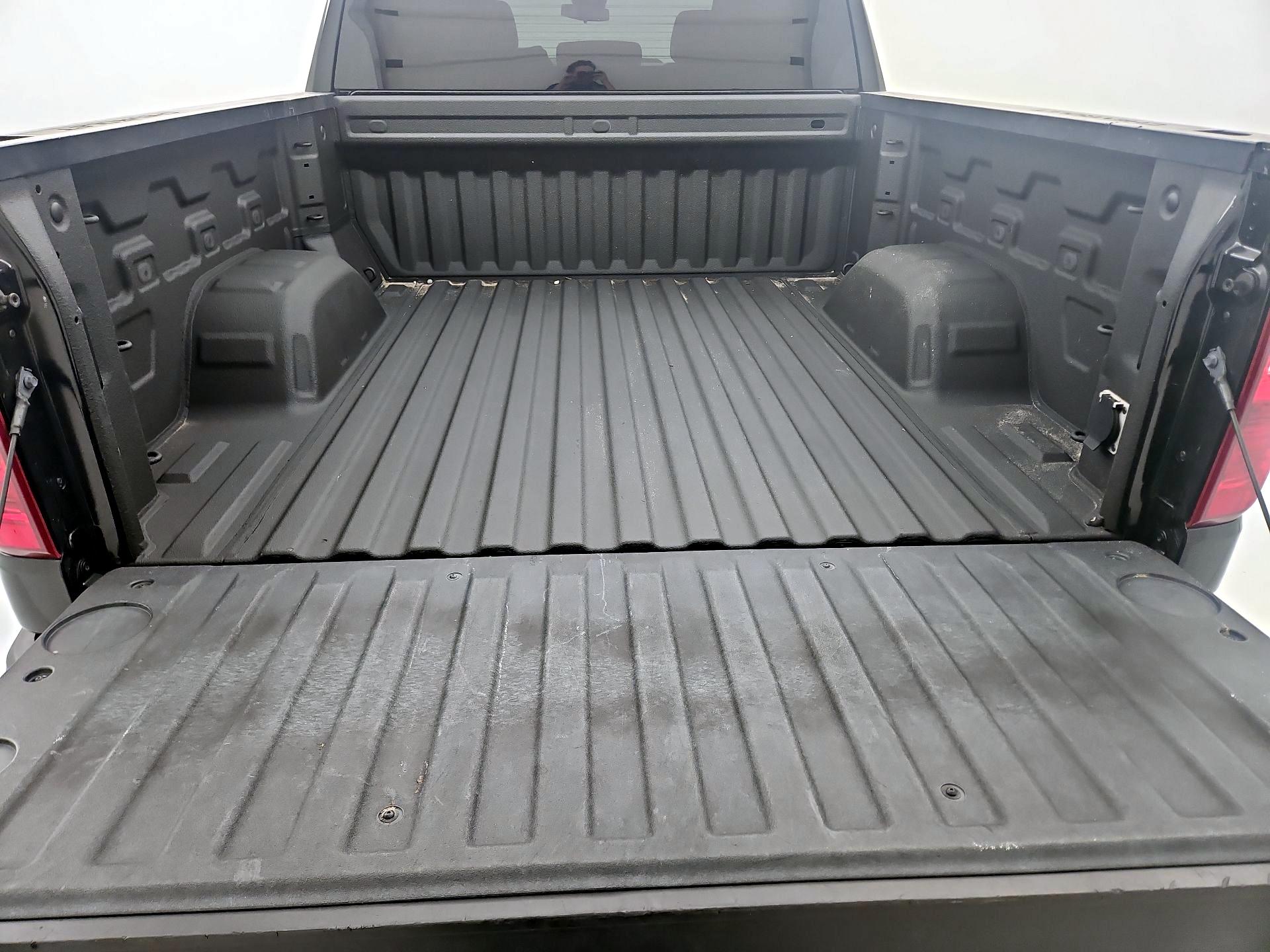 Thumbnail: 2023 Chevrolet Silverado 1500 - 20