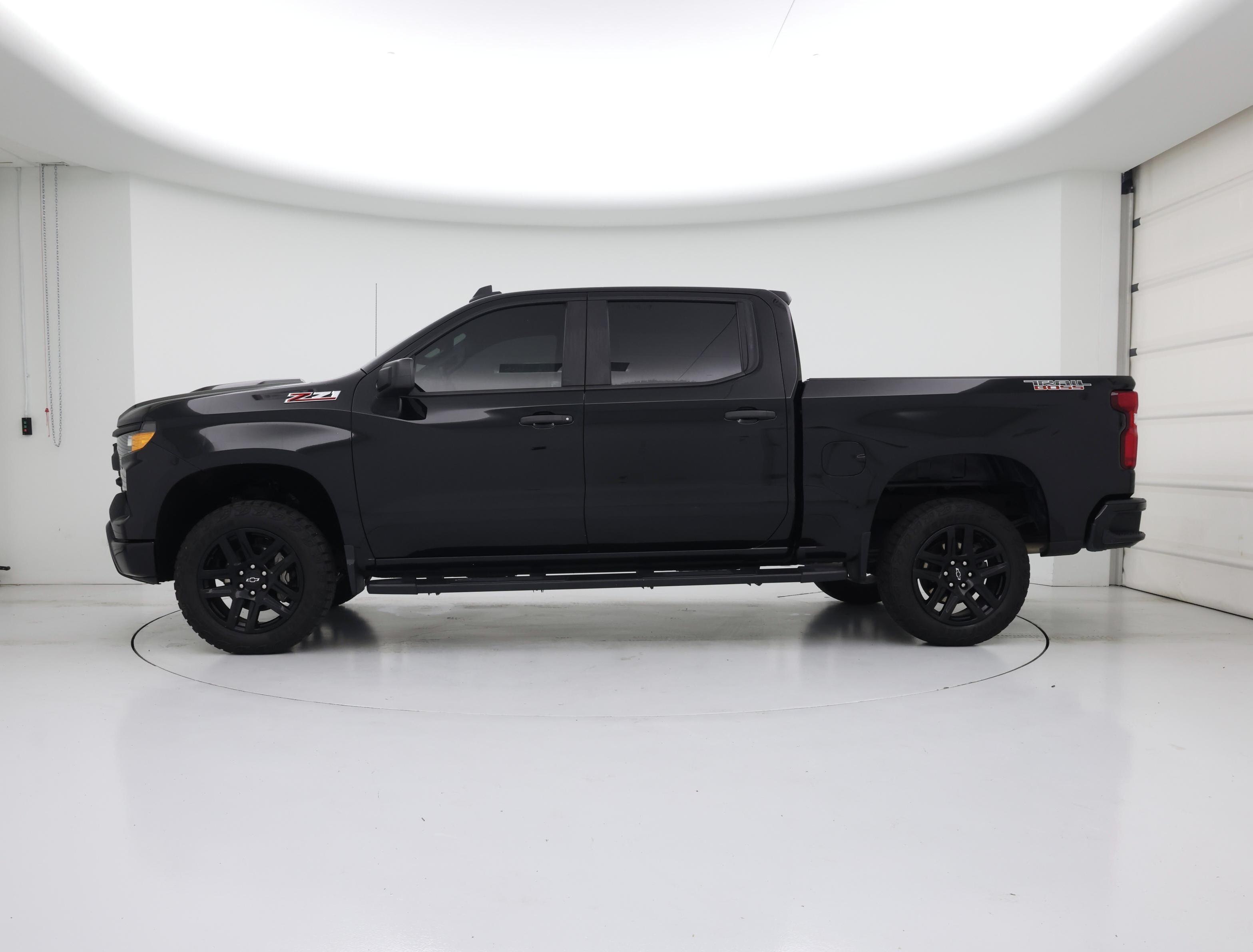 Thumbnail: 2023 Chevrolet Silverado 1500 - 3