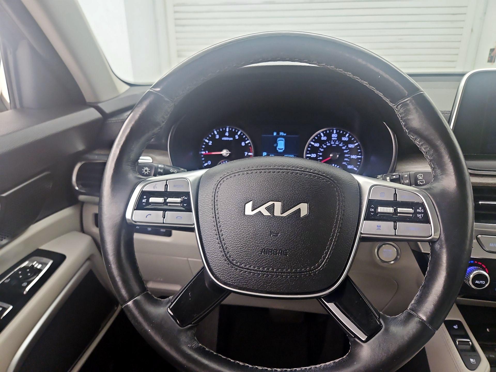 Thumbnail: 2022 Kia Telluride - 10