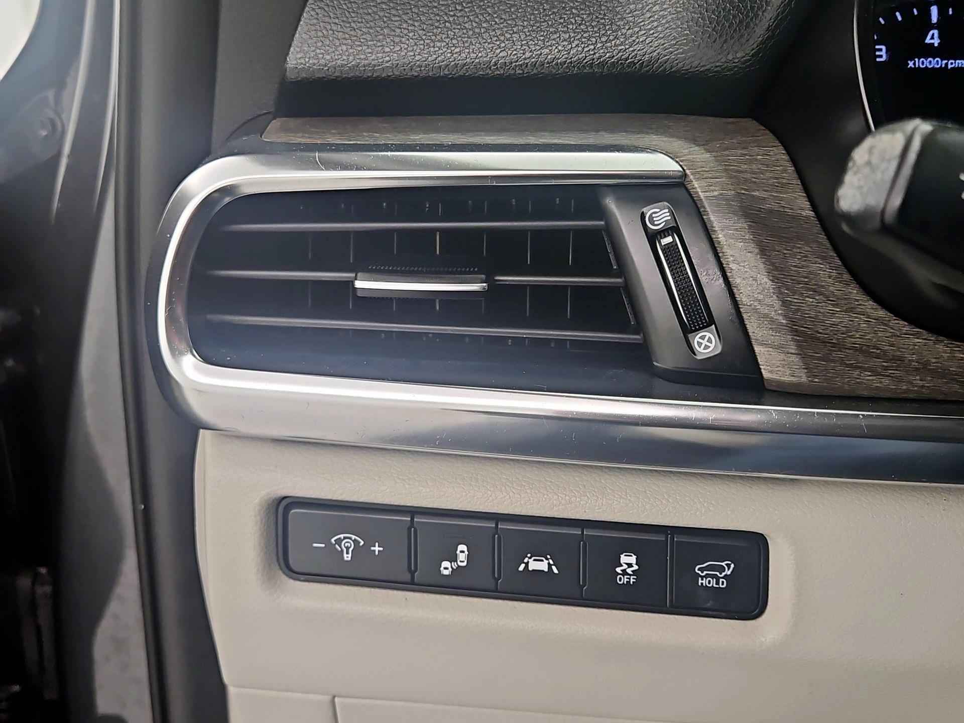 Thumbnail: 2022 Kia Telluride - 13