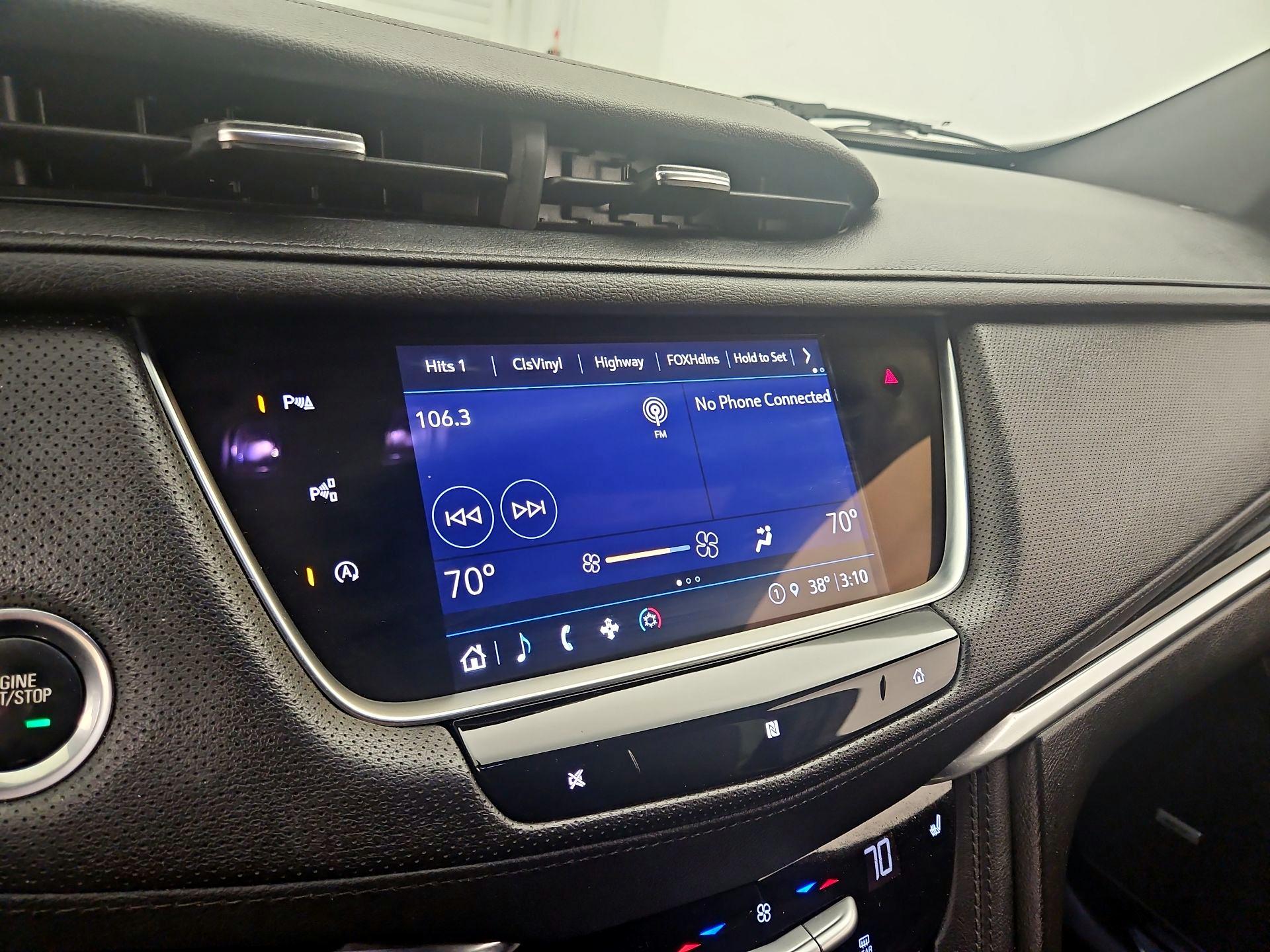Thumbnail: 2021 Cadillac XT5 - 15