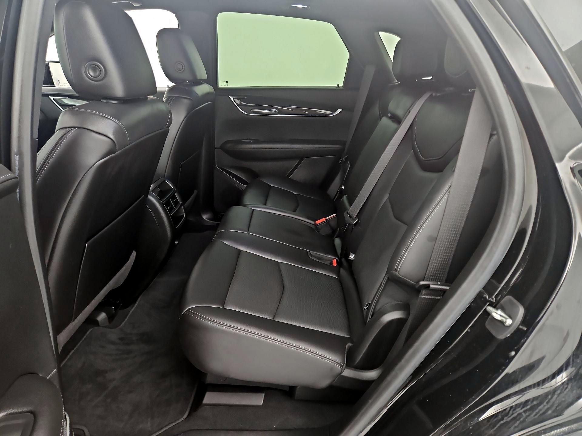 Thumbnail: 2021 Cadillac XT5 - 20