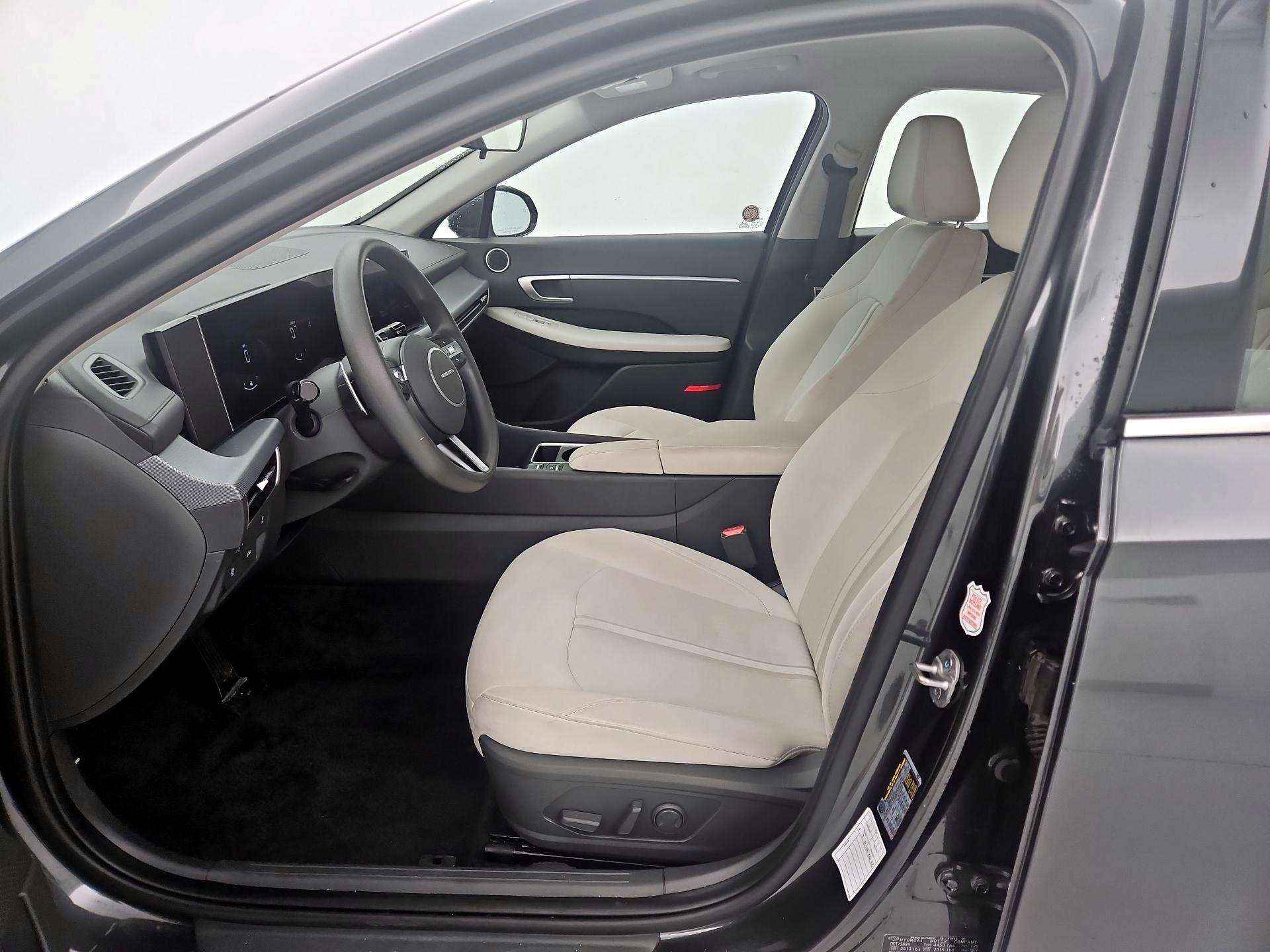 Thumbnail: 2025 Hyundai Sonata - 11