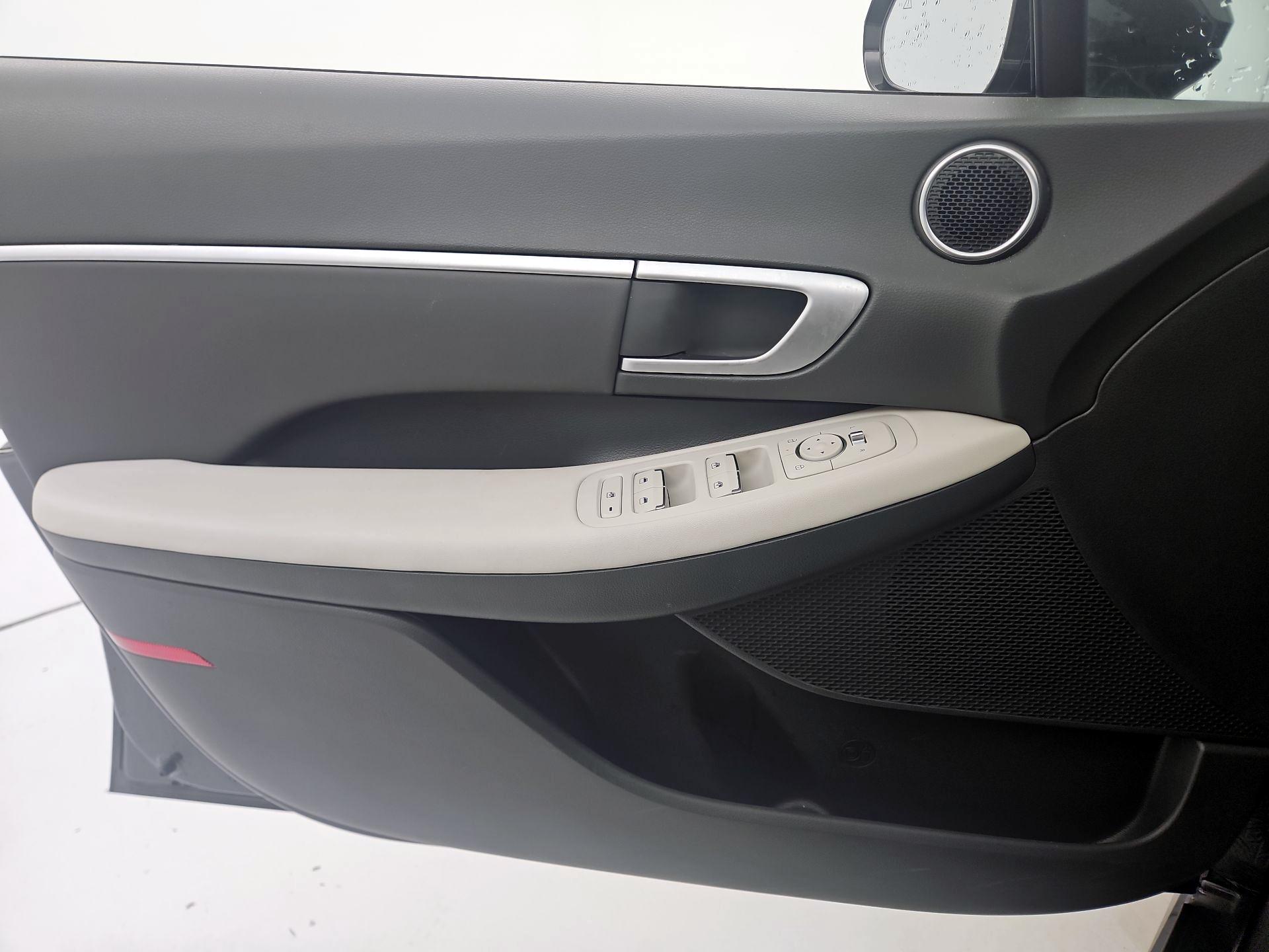 Thumbnail: 2025 Hyundai Sonata - 12