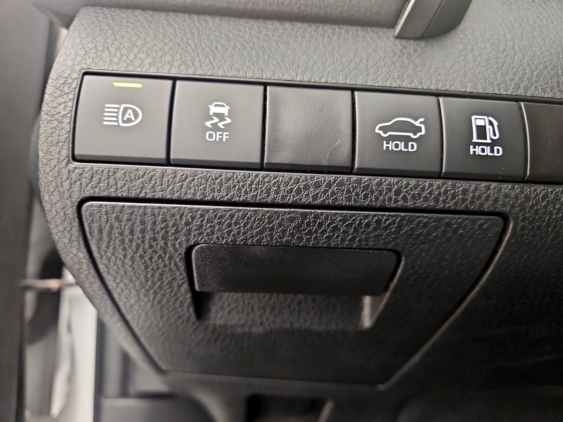 Thumbnail: 2024 Toyota Camry - 13