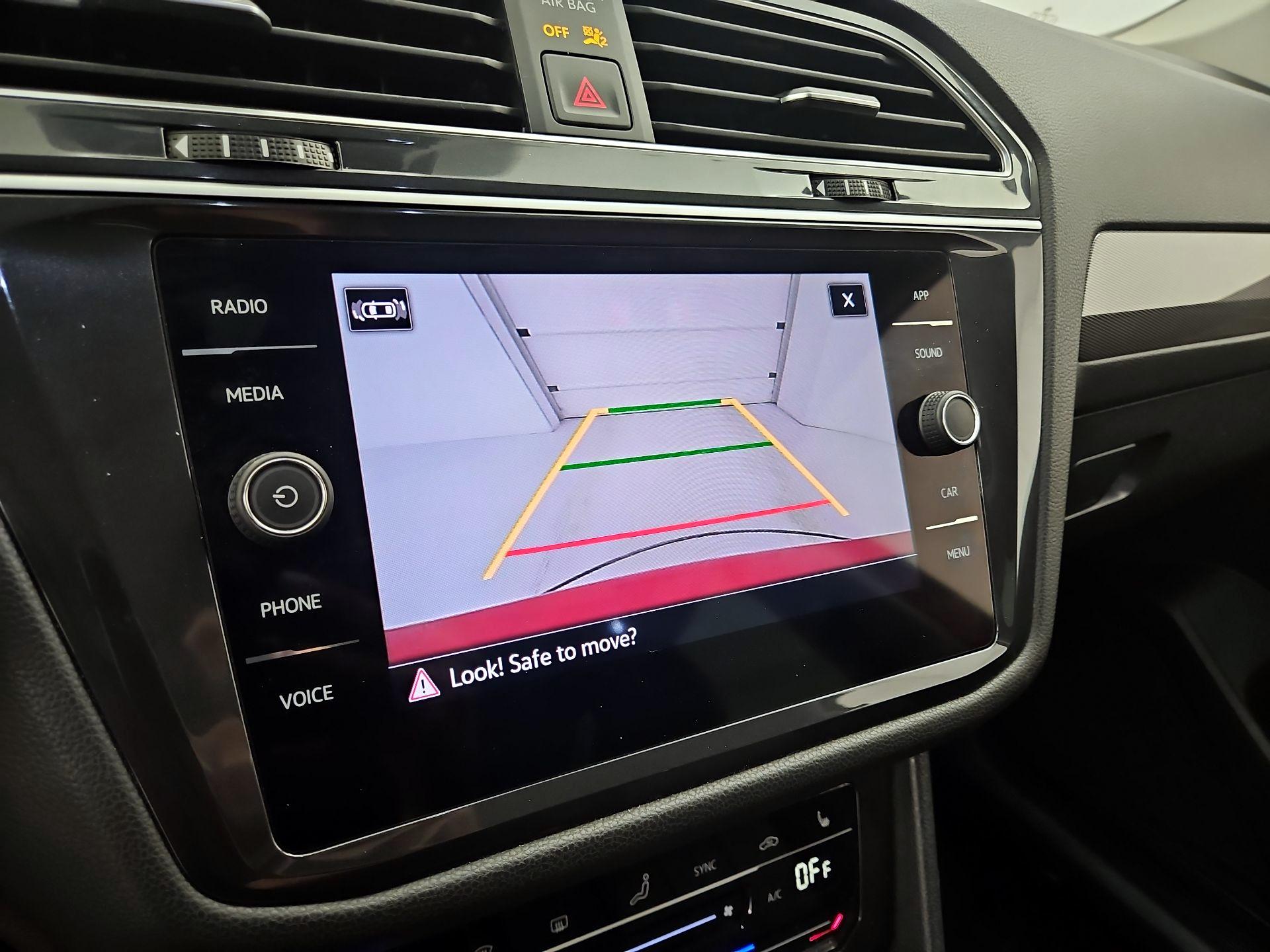 Thumbnail: 2024 Volkswagen Tiguan - 14