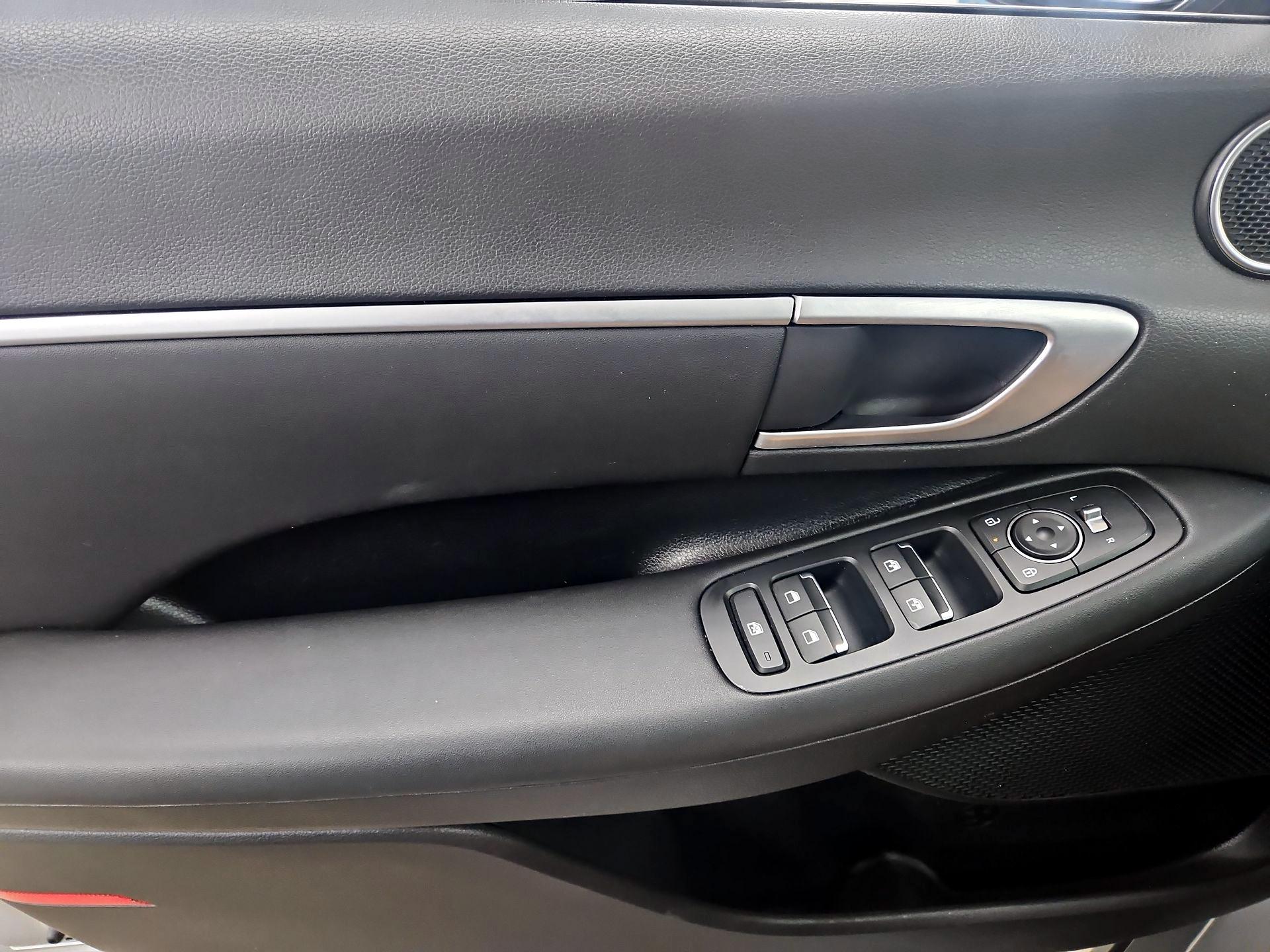 Thumbnail: 2025 Hyundai Sonata - 12