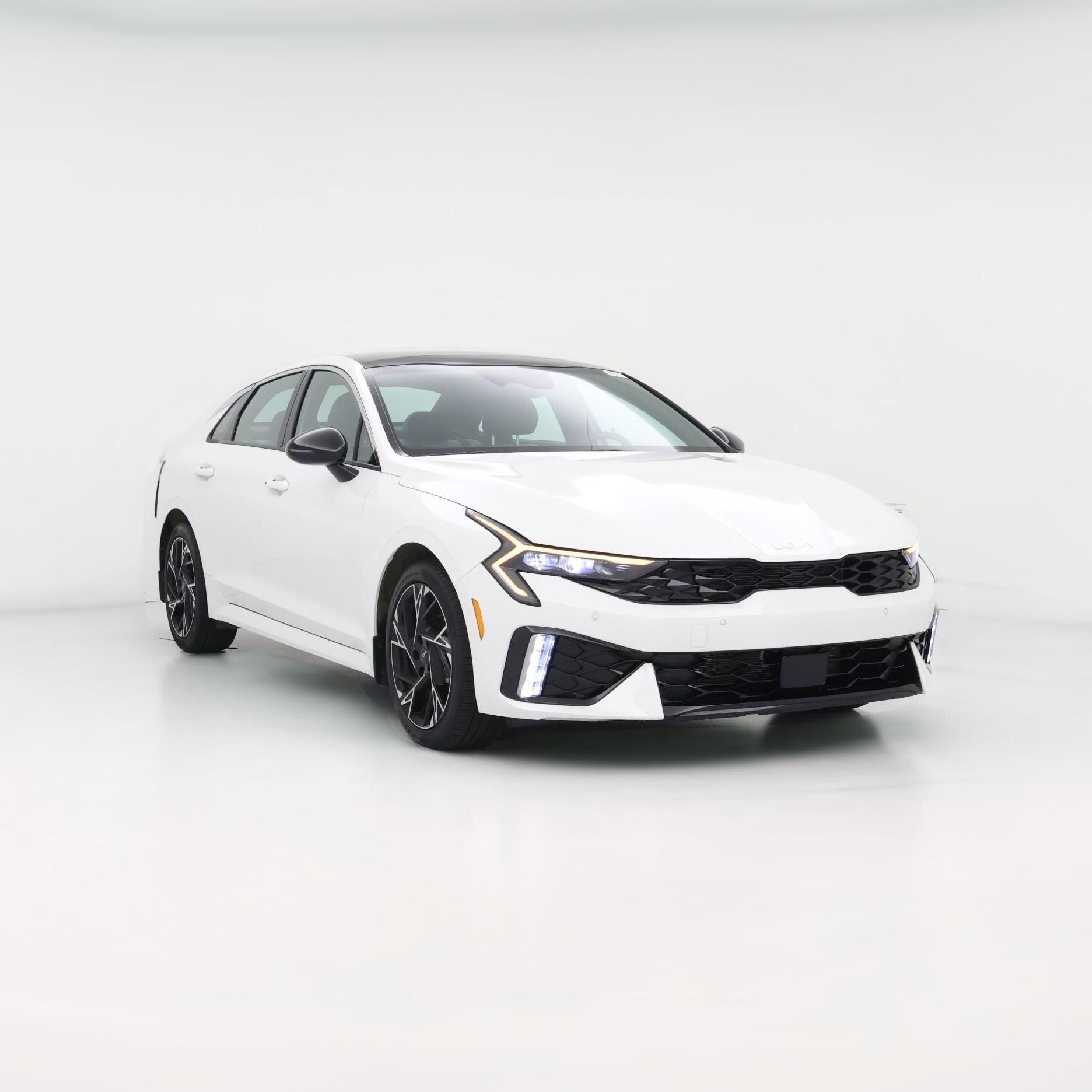 Thumbnail: 2025 Kia K5 - 1