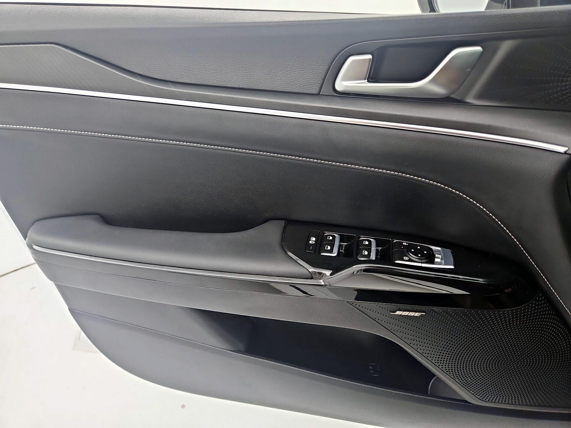 Thumbnail: 2025 Kia K5 - 12