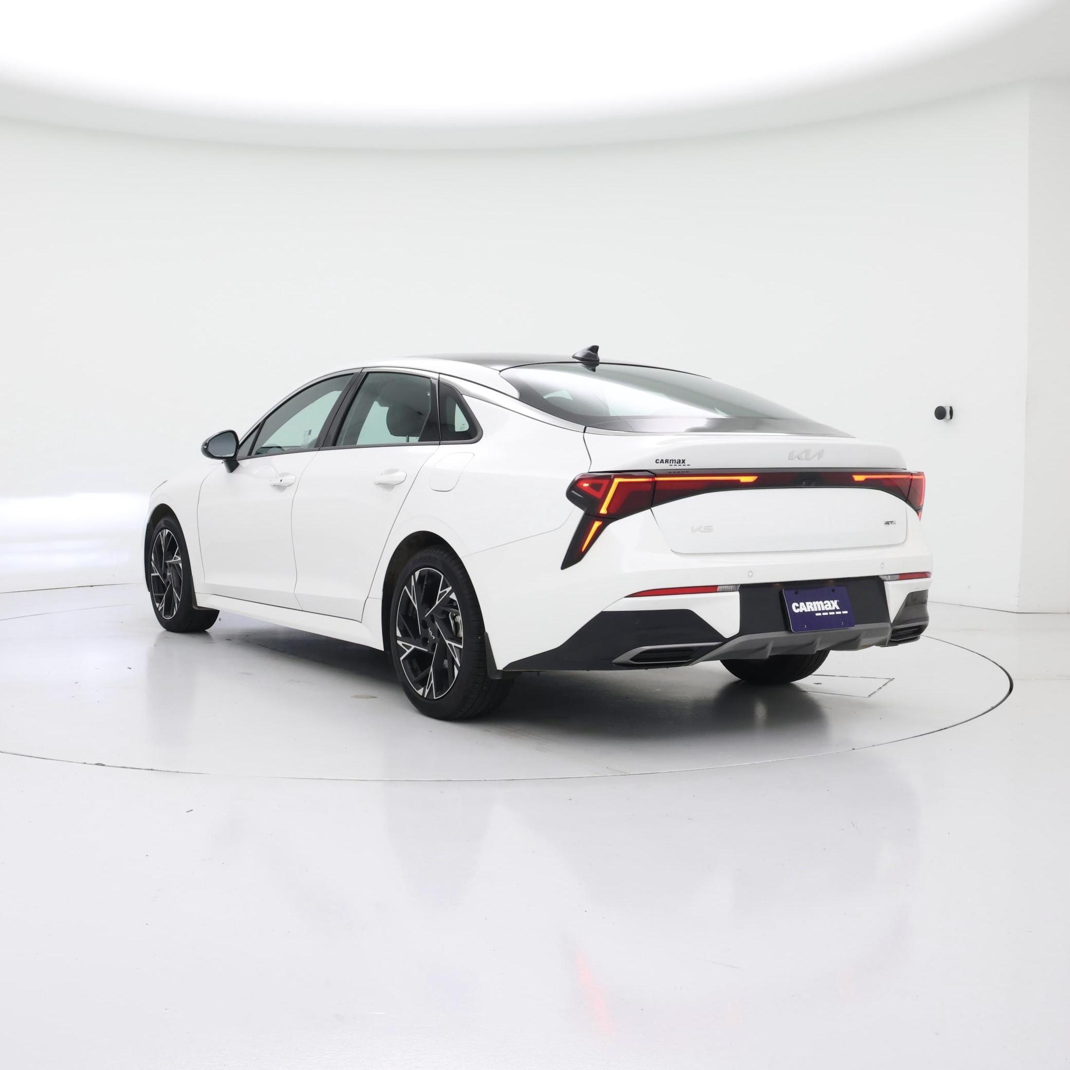 Thumbnail: 2025 Kia K5 - 2