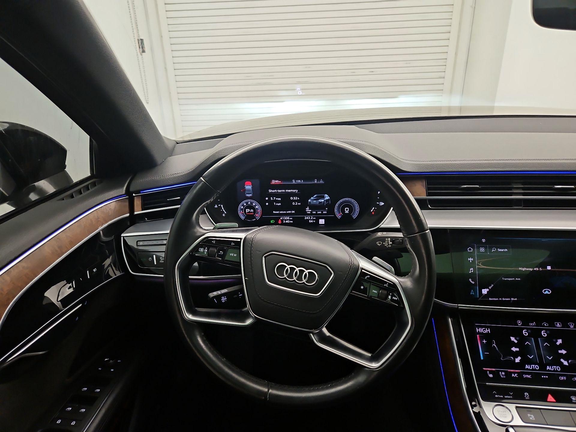 Thumbnail: 2020 Audi A8 - 10