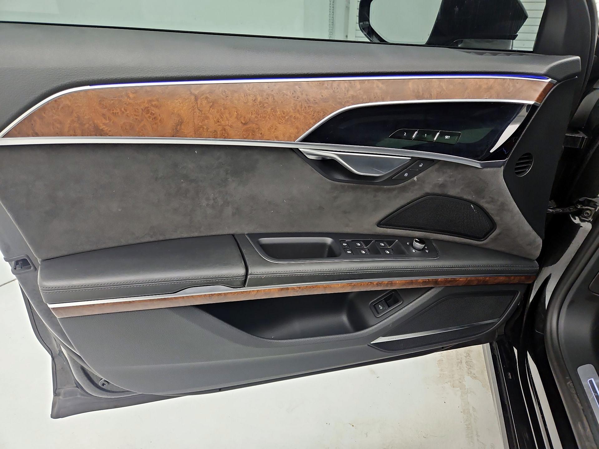 Thumbnail: 2020 Audi A8 - 12