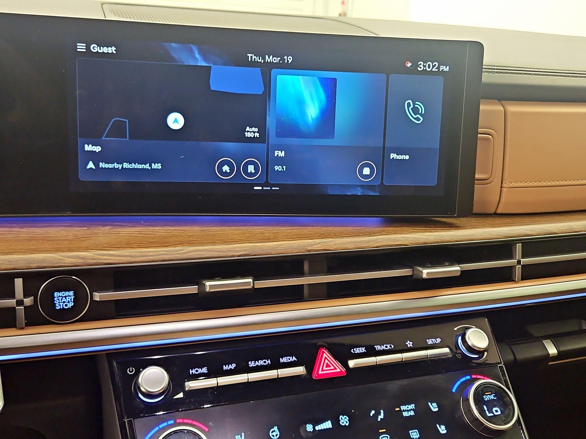 Thumbnail: 2024 Hyundai Santa Fe - 16