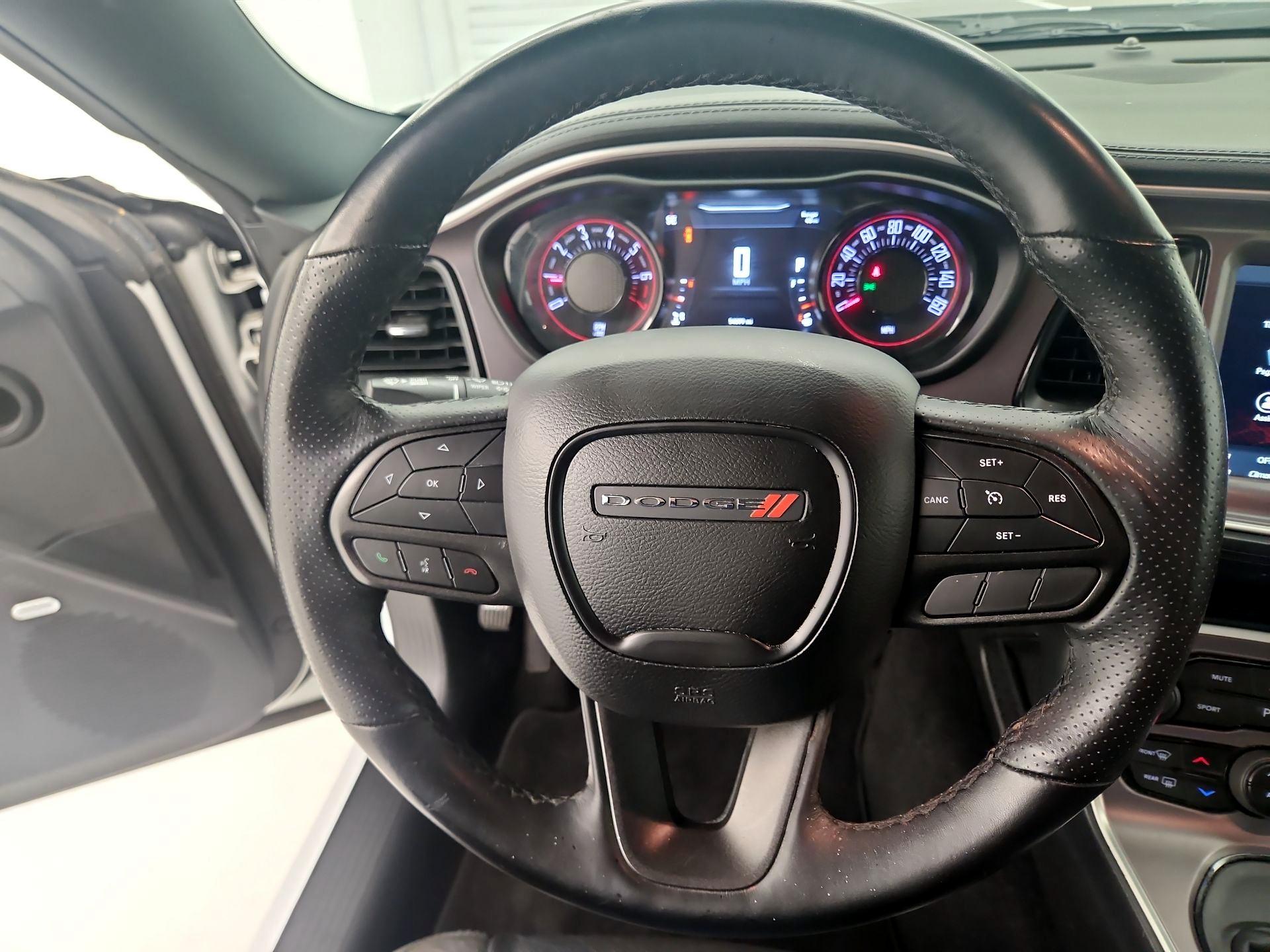 Thumbnail: 2022 Dodge Challenger - 10