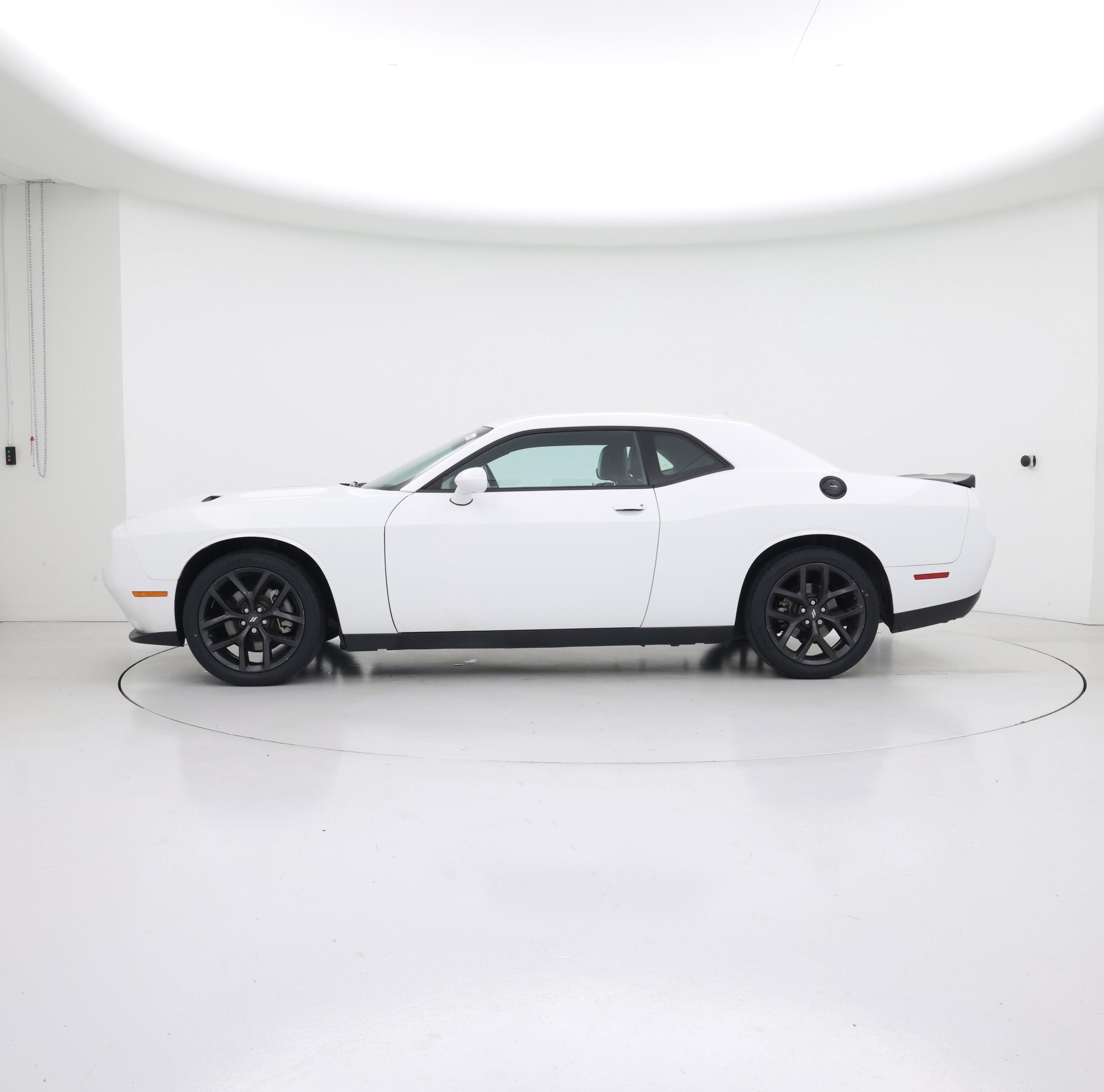 Thumbnail: 2022 Dodge Challenger - 3