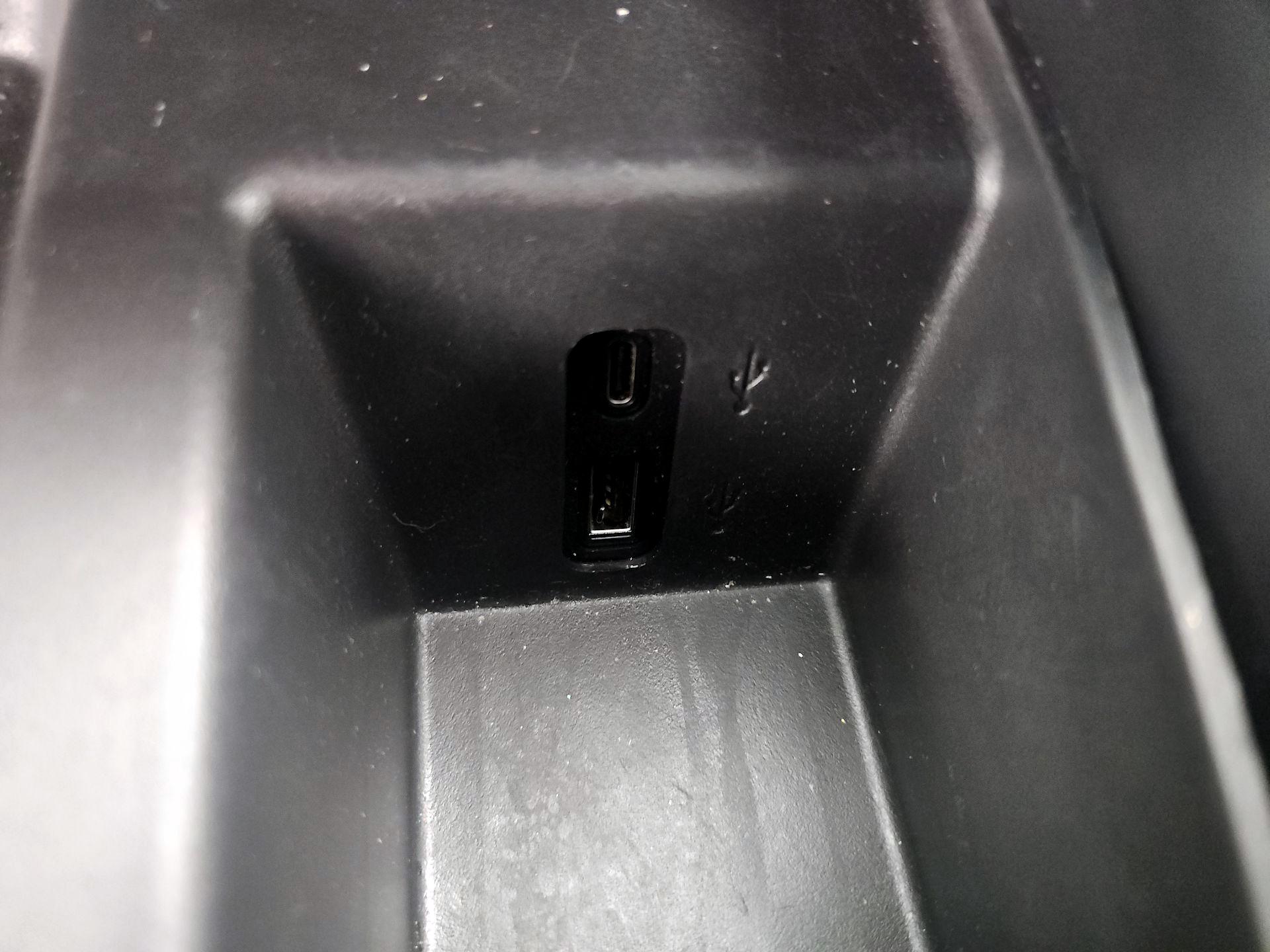 Thumbnail: 2024 GMC Acadia - 18