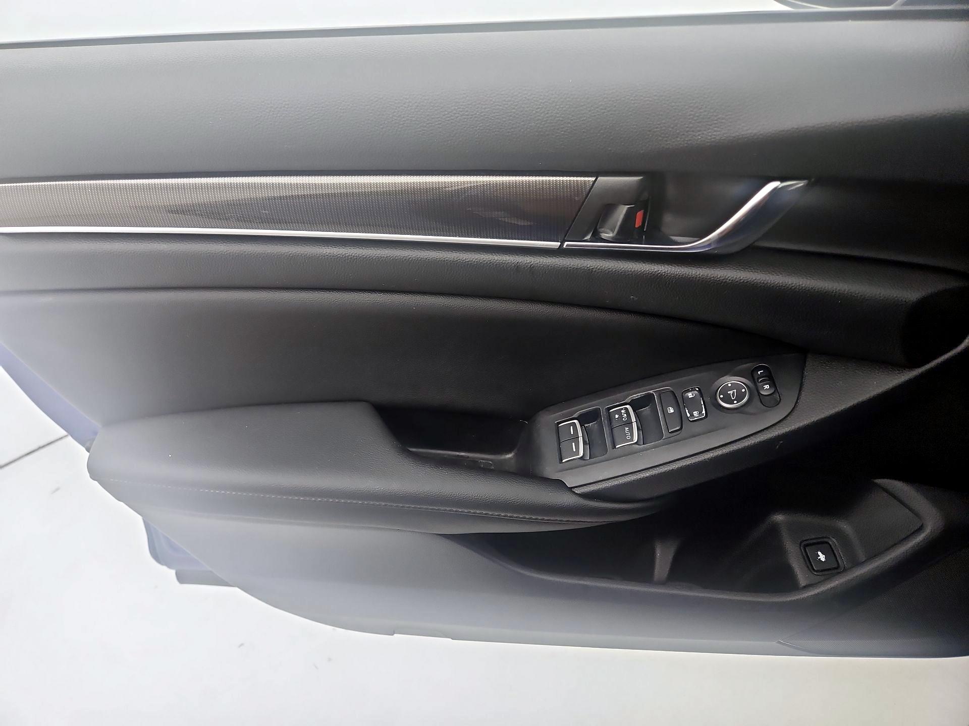 Thumbnail: 2021 Honda Accord - 12