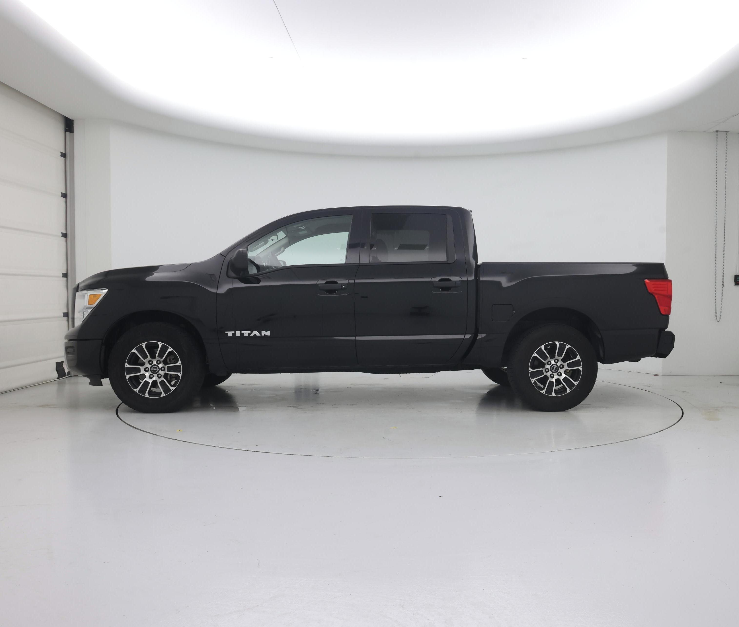 Thumbnail: 2023 Nissan Titan - 3