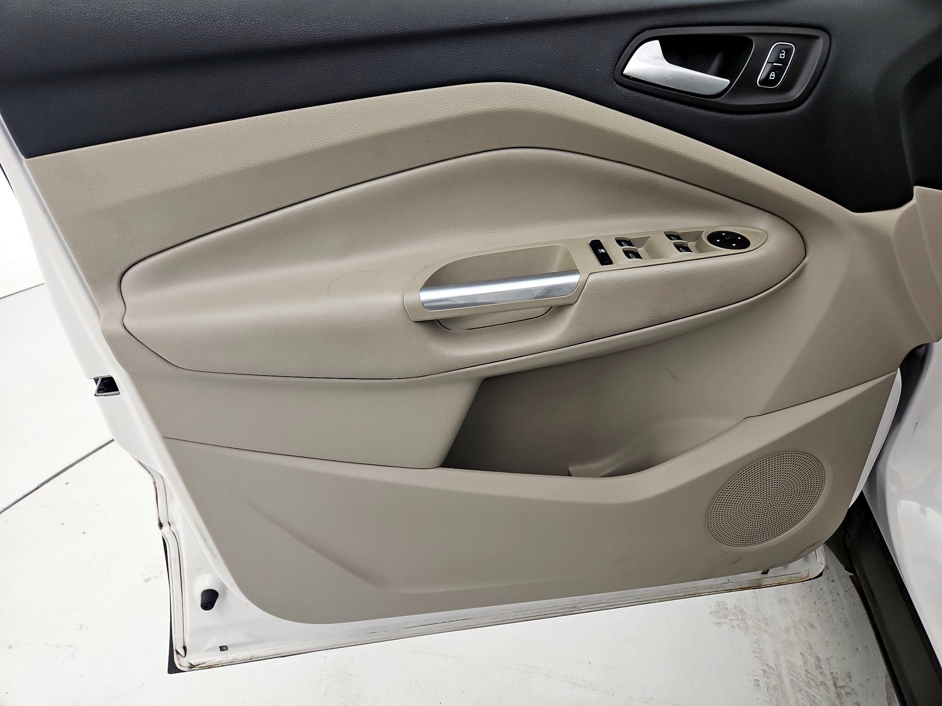 Thumbnail: 2017 Ford Escape - 12