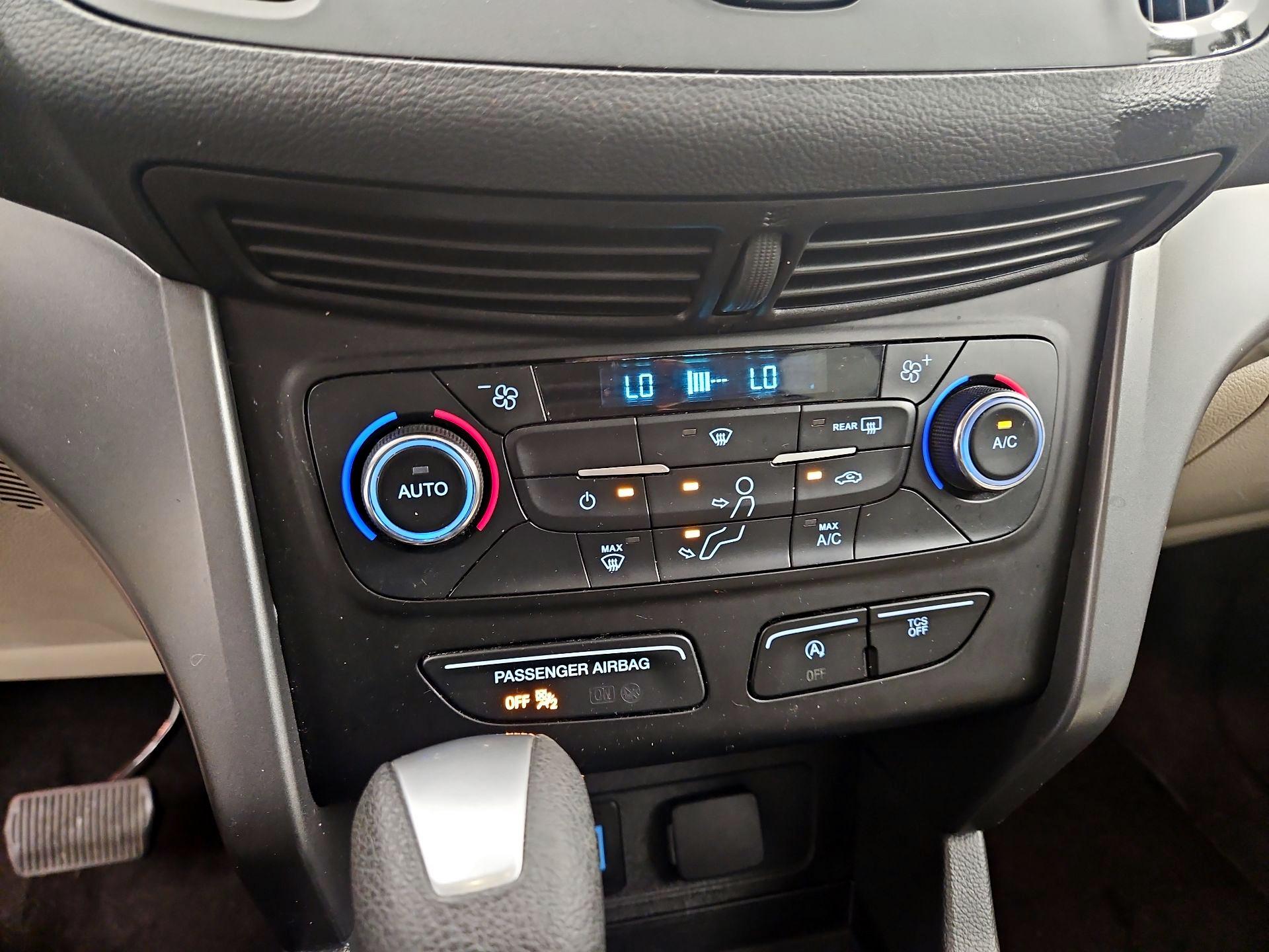 Thumbnail: 2017 Ford Escape - 16