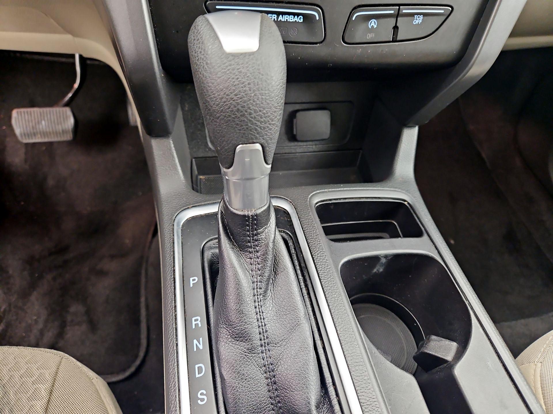 Thumbnail: 2017 Ford Escape - 17