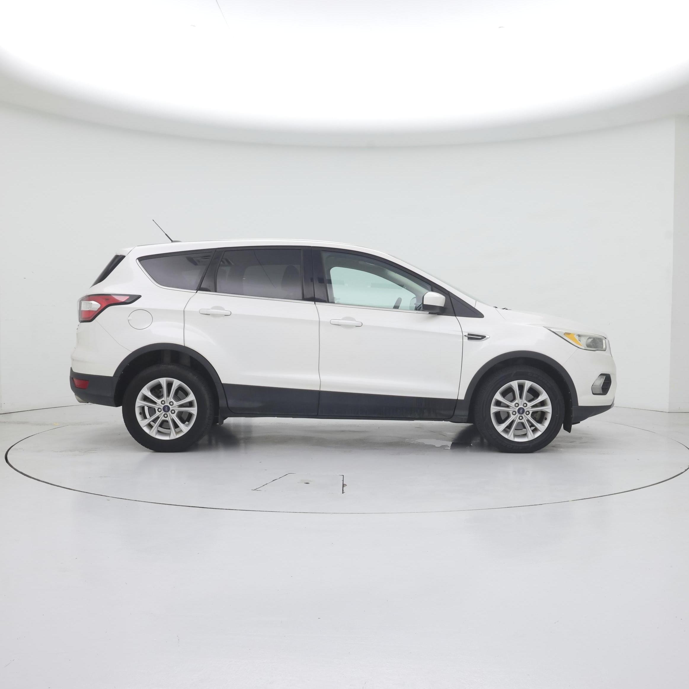 Thumbnail: 2017 Ford Escape - 7