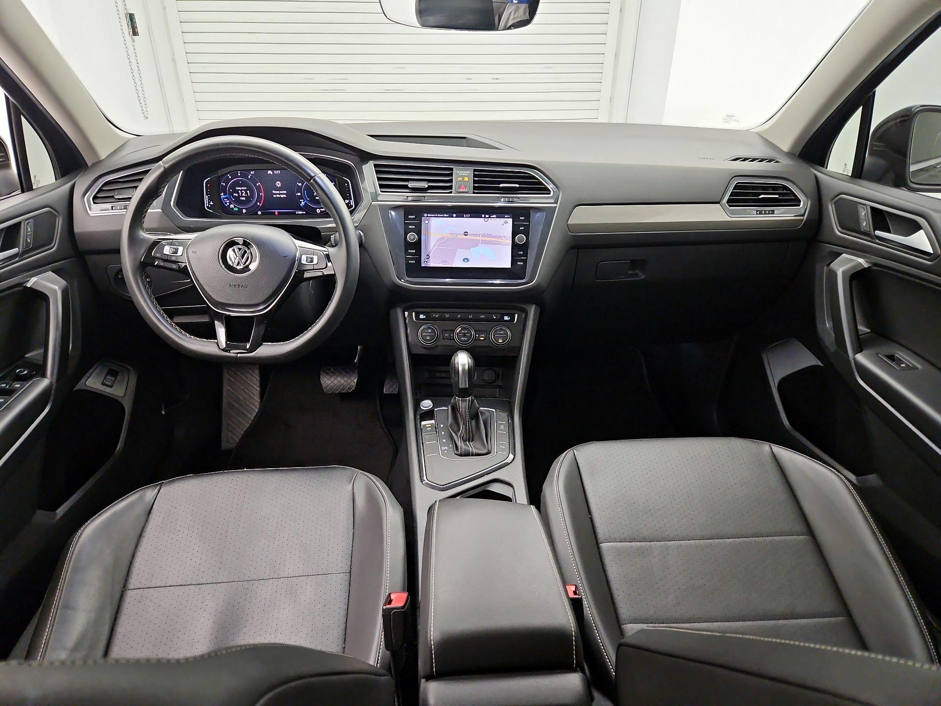 Thumbnail: 2021 Volkswagen Tiguan - 9